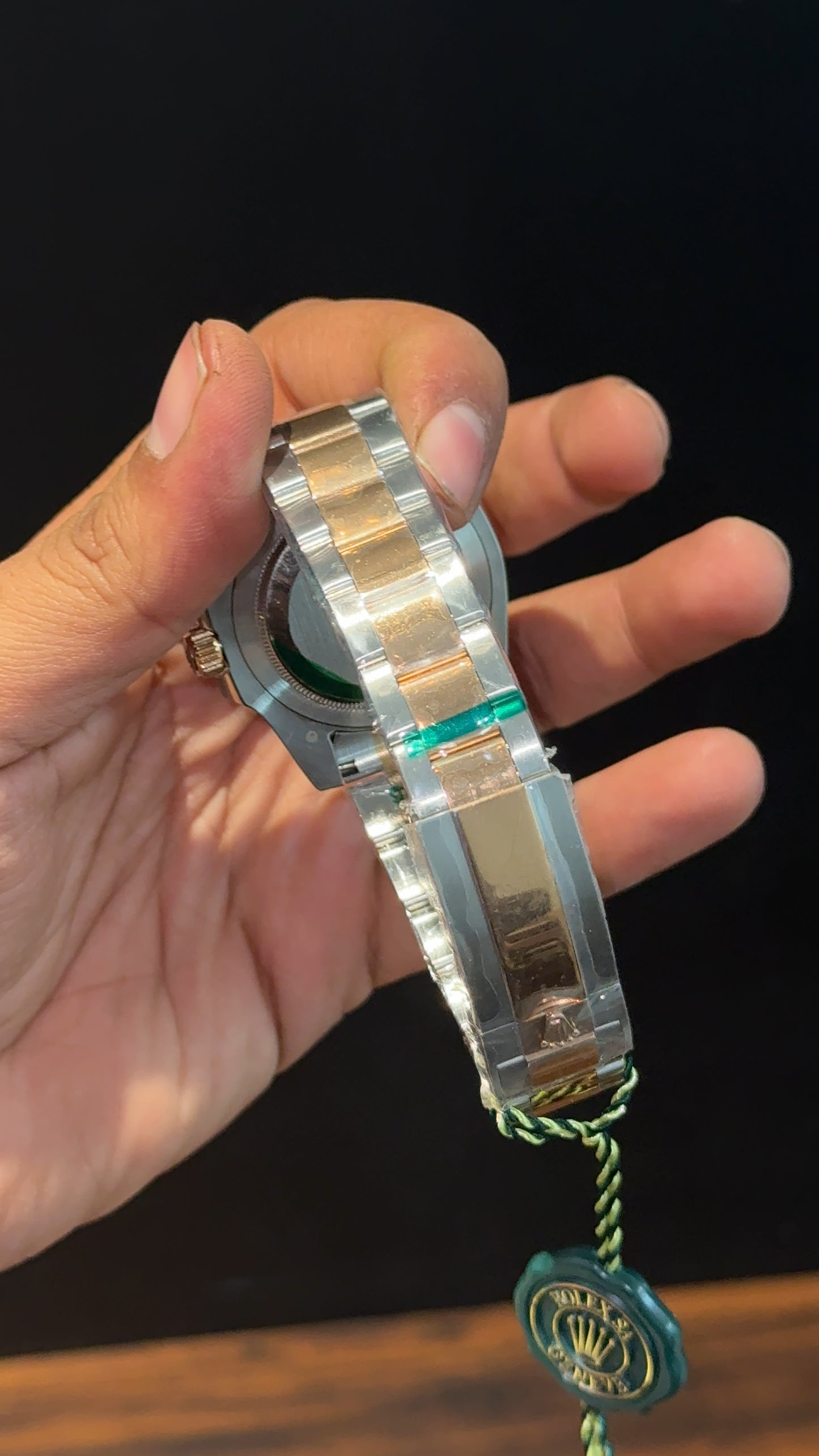 GMT RootBear | Rose Two Tone Oyster | Black Dial