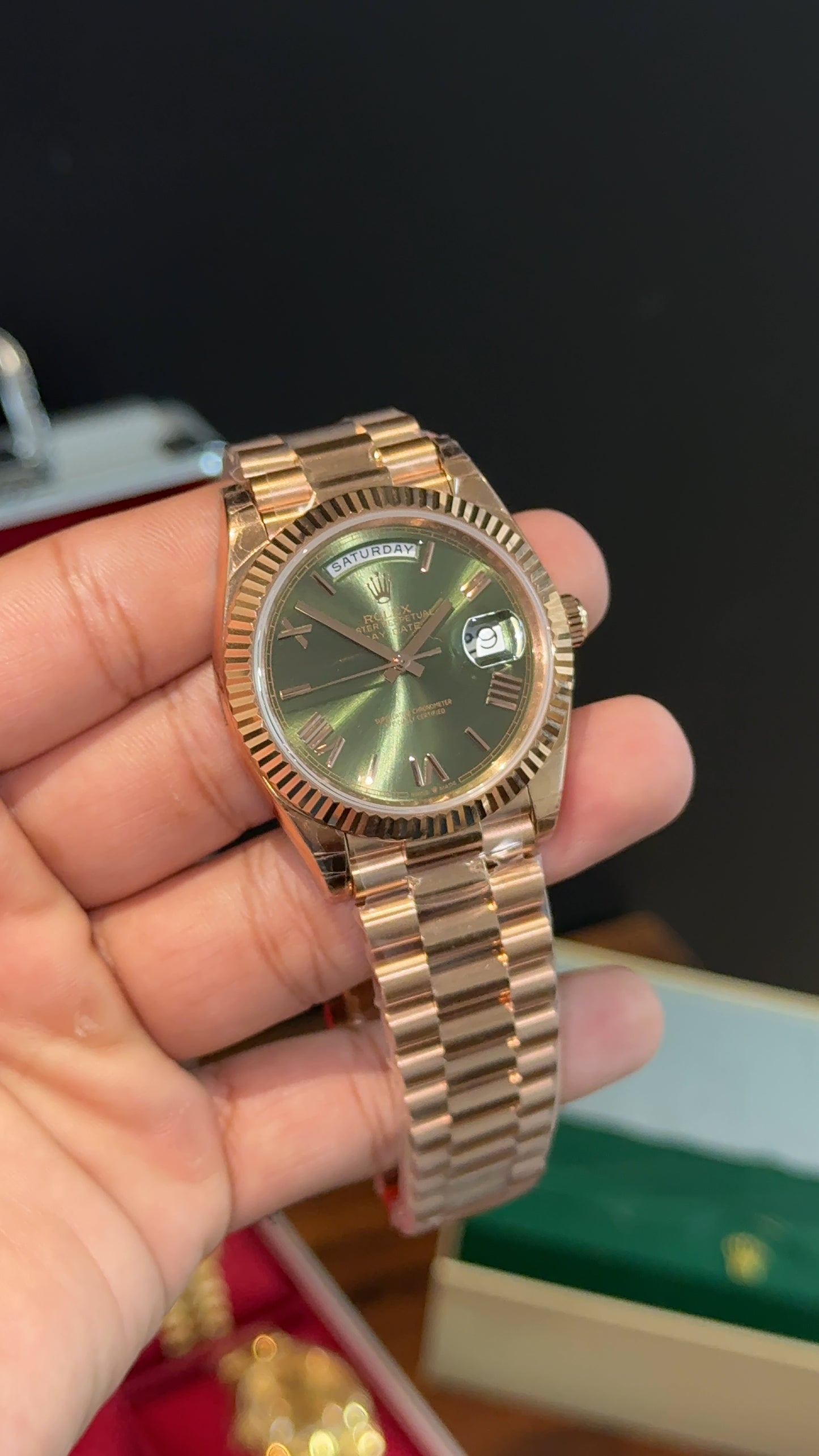 Premium Daydate | 40mm | Rose Chain | Olive Green Dial