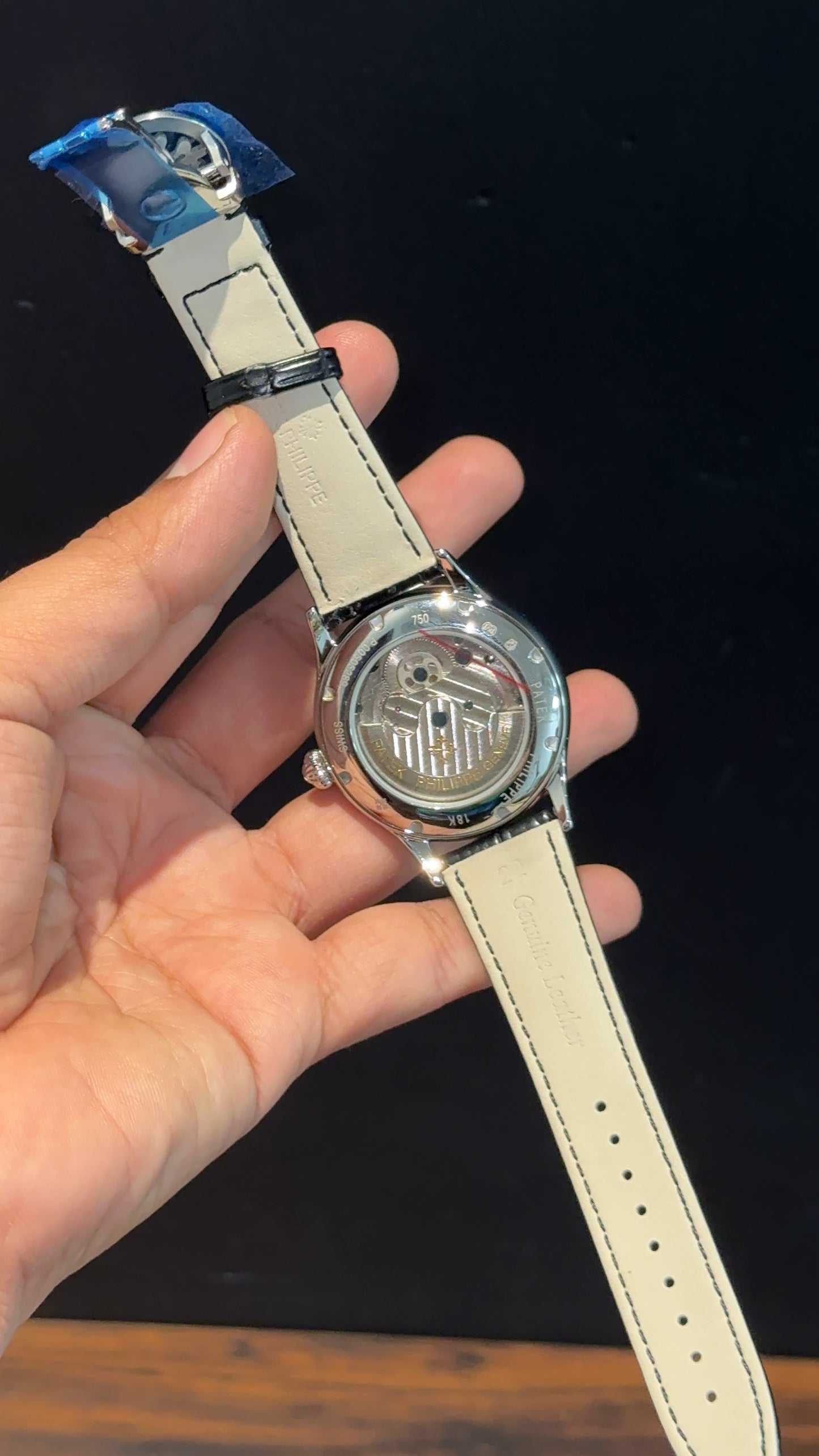 Pp Auto | Pendulum | Silver | Black Strap | Black Index Dial