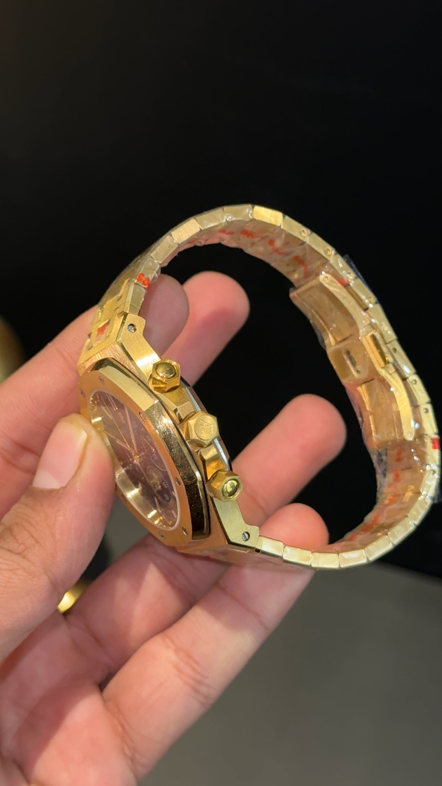 AP | Chrono | Gold Chain | Black Dial