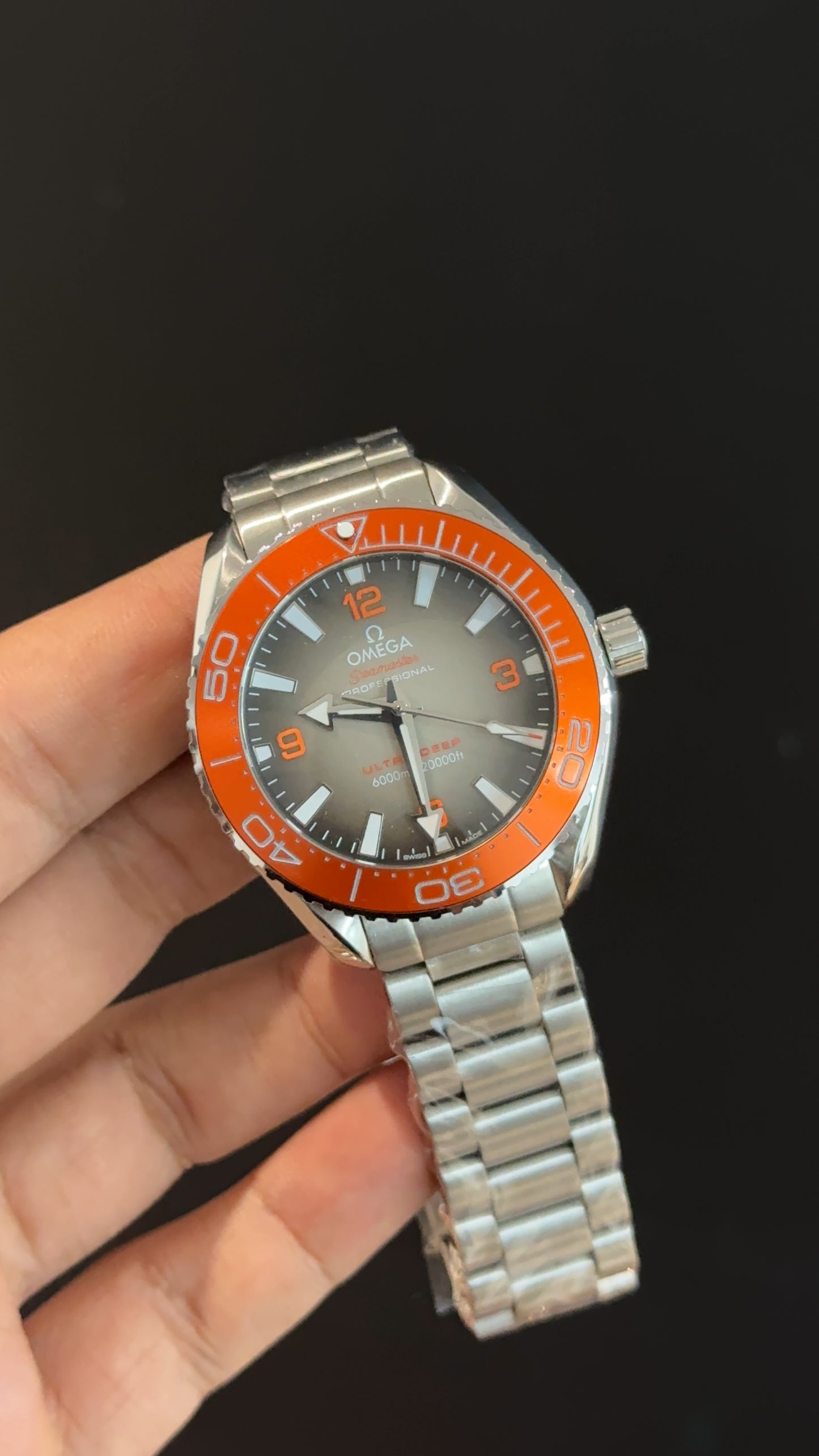 Omega Seamaster | Silver Chain | Orange Bezel | Gradient Grey Dial
