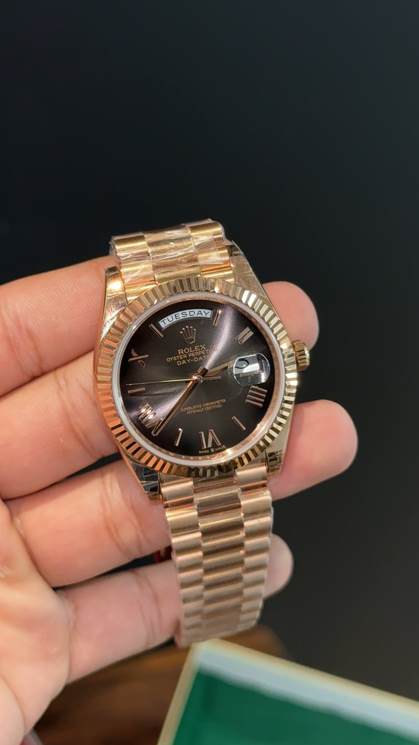 Premium Daydate | 40mm | Rose Chain | Smokey Black Dial