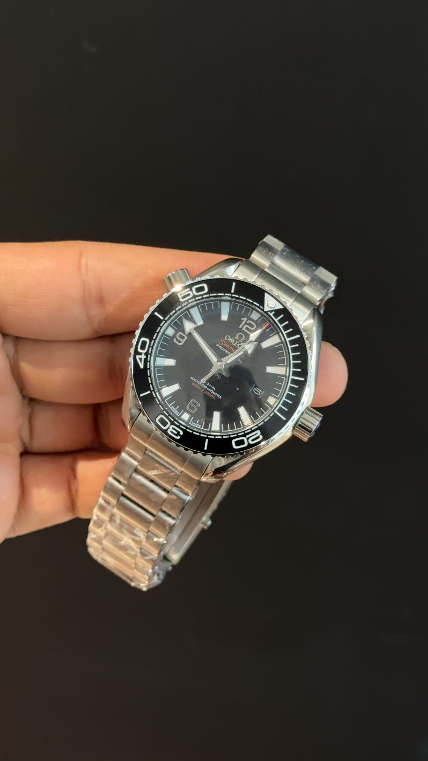 Omega Seamaster | Silver Chain | Black Bezel | Black Dial
