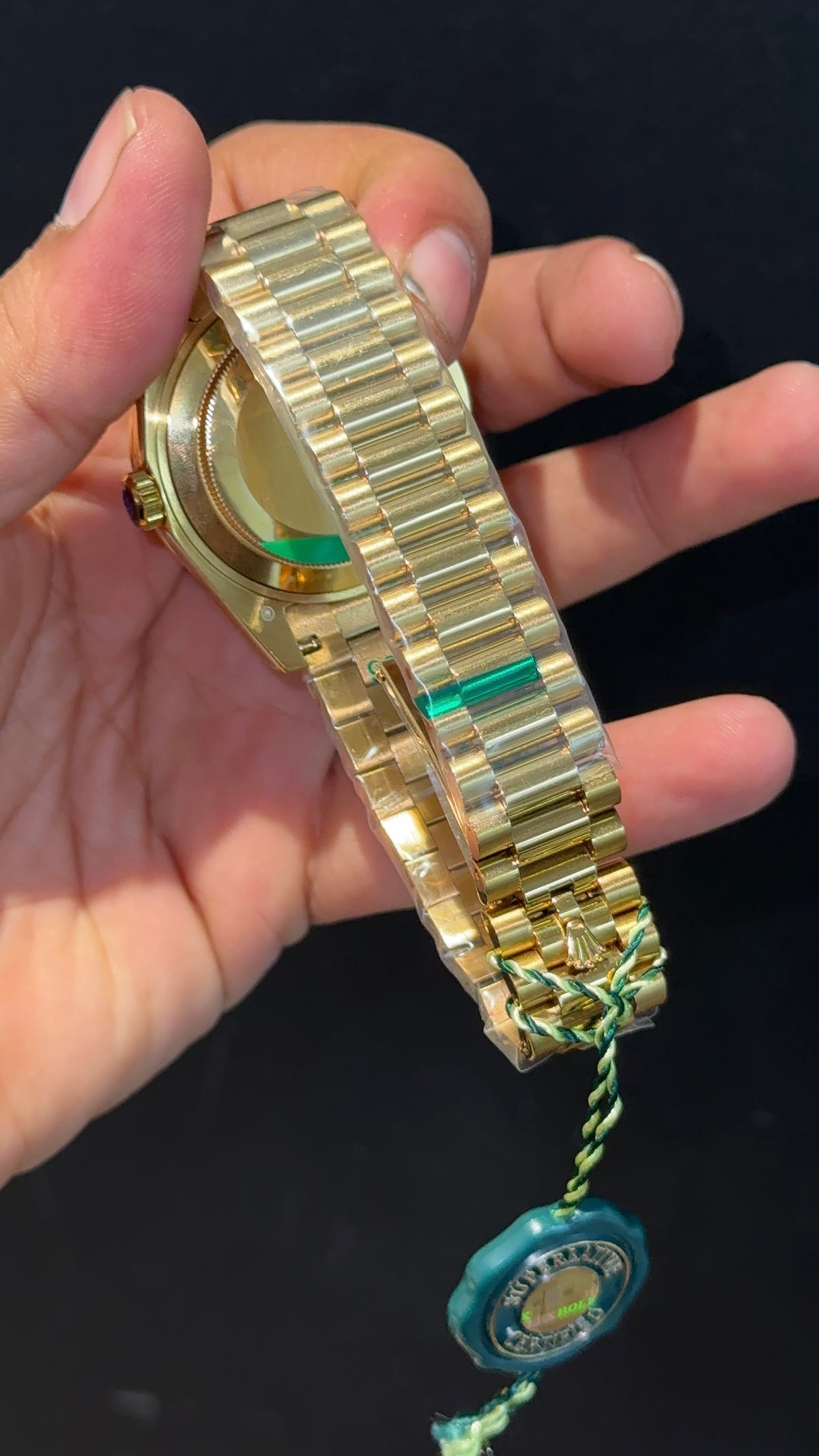 DayDate | Diamond Bezel | Gold Chain | Gold Pearl Dial