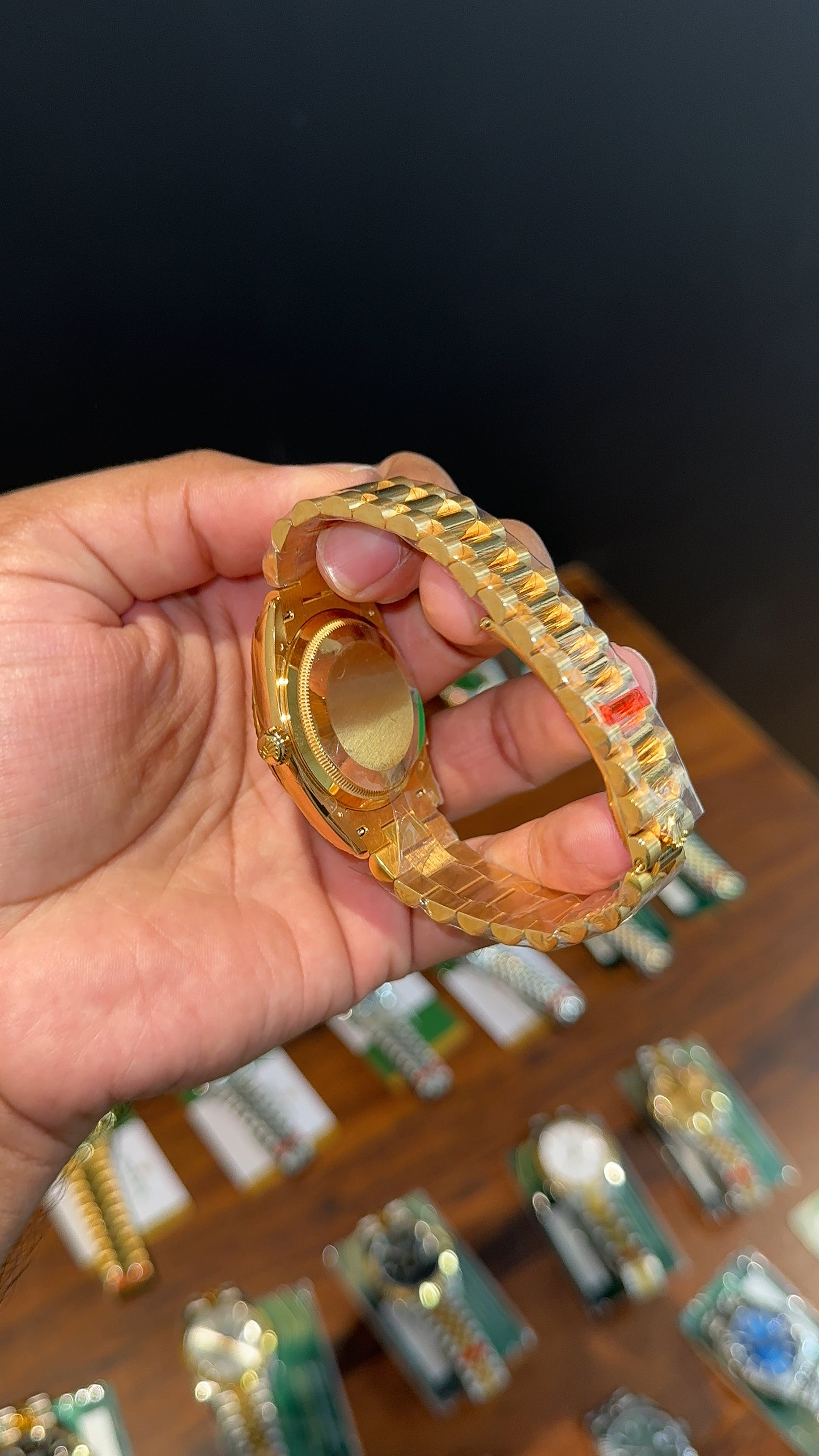 Premium Daydate | 36mm | Gold Chain | Gradient Green Diamond Dial
