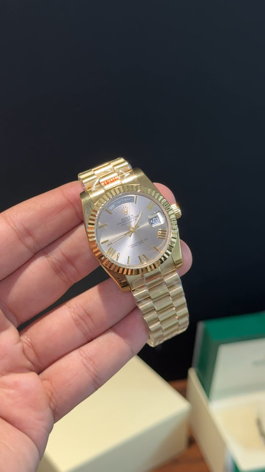 DayDate | 36mm | Gold Chain |  Grey Index Dial