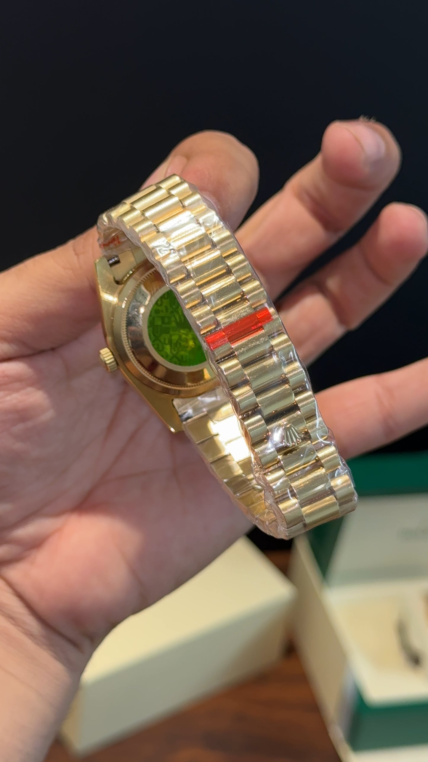 DayDate | 36mm | Gold Chain | Gradient Green Index Dial
