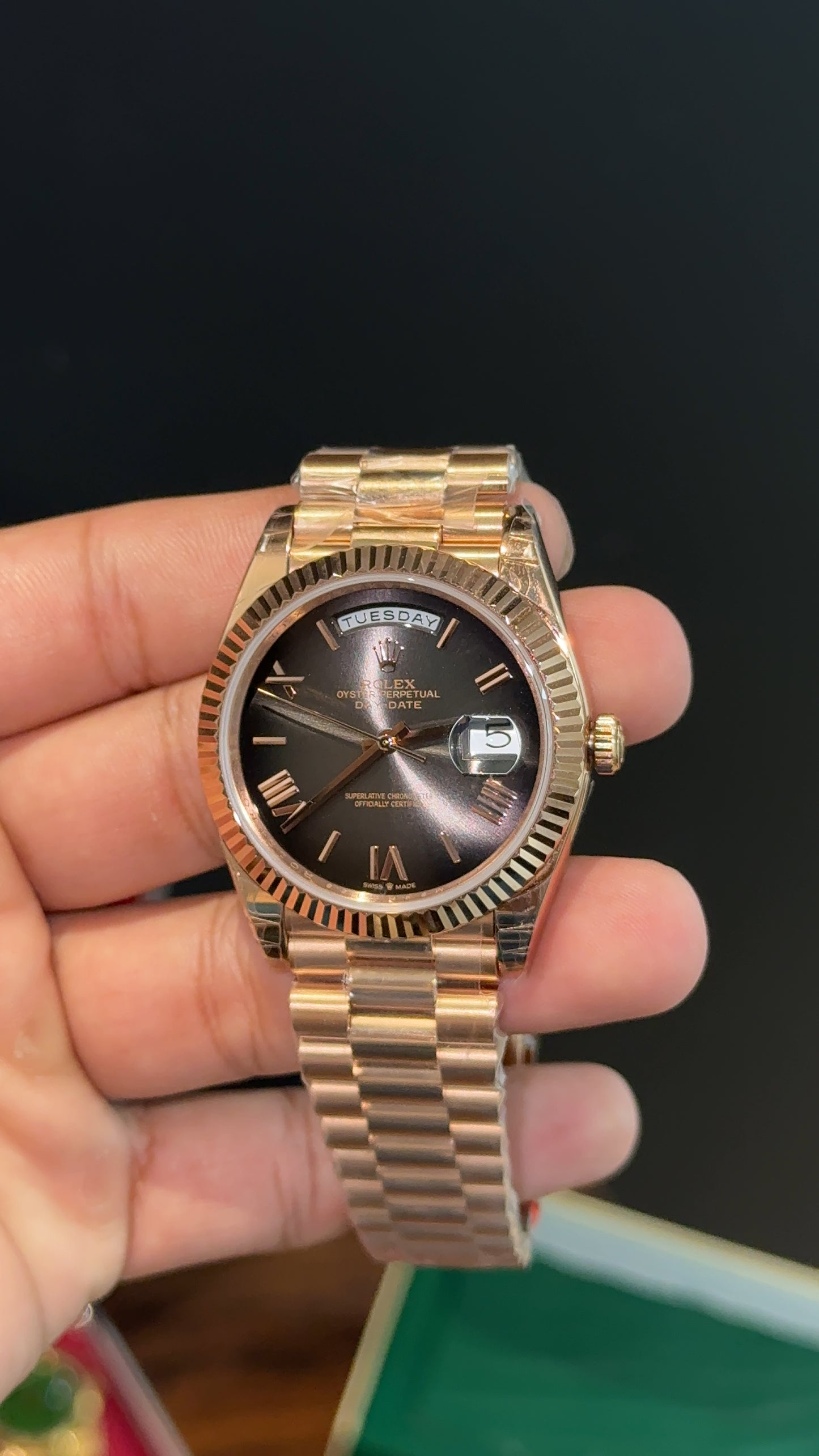 Premium Daydate | 40mm | Rose Chain | Smokey Black Dial