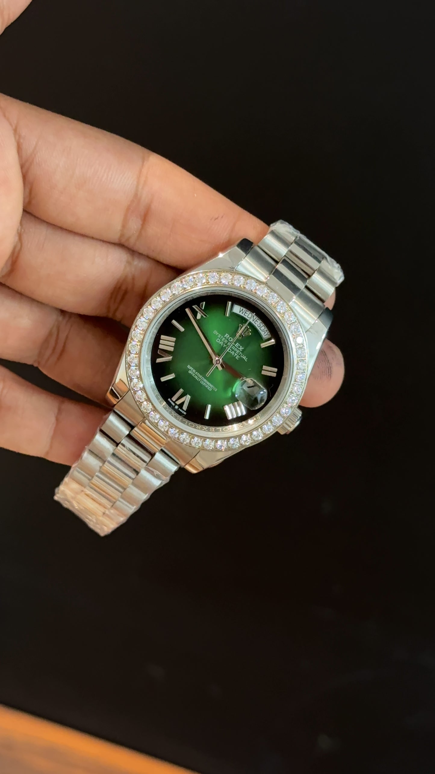 Daydate | Diamond Bezel | Silver Chain | Gradient Green Dial