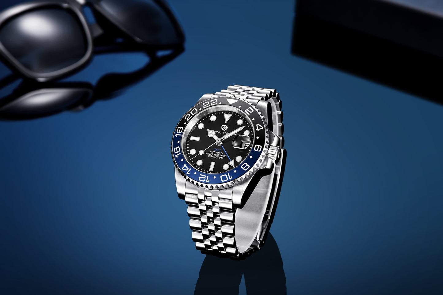 Twenty Four TF-1553 GMT | Batman