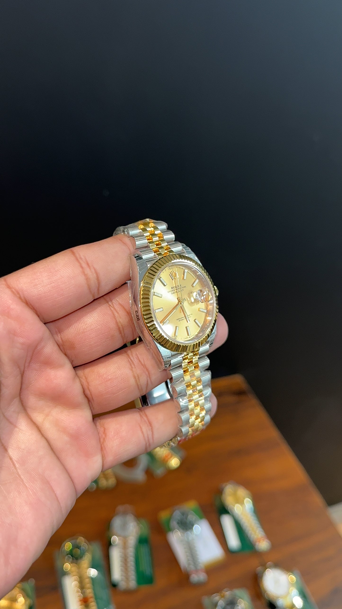 Premium Datejust | 40mm | Gold Two Tone Chain | Gold Dial