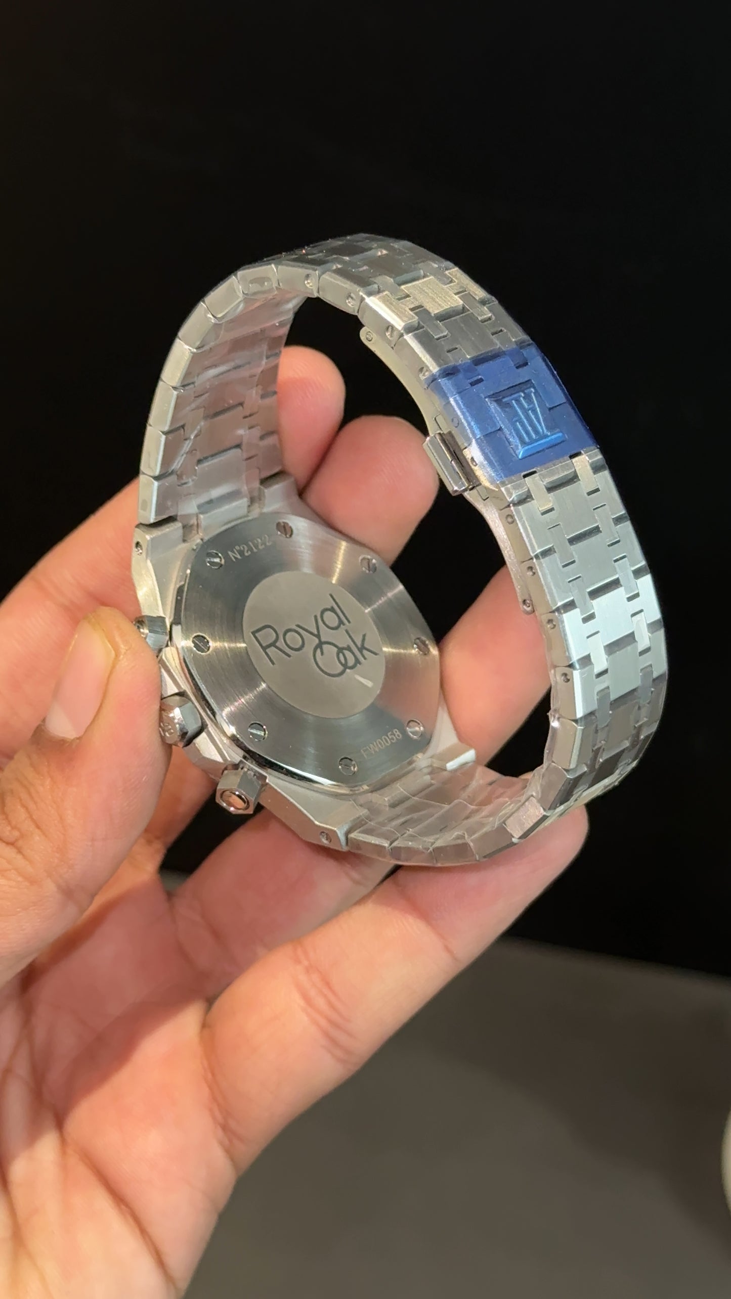 AP | White Chrono | Silver Chain | Blue Box Dial