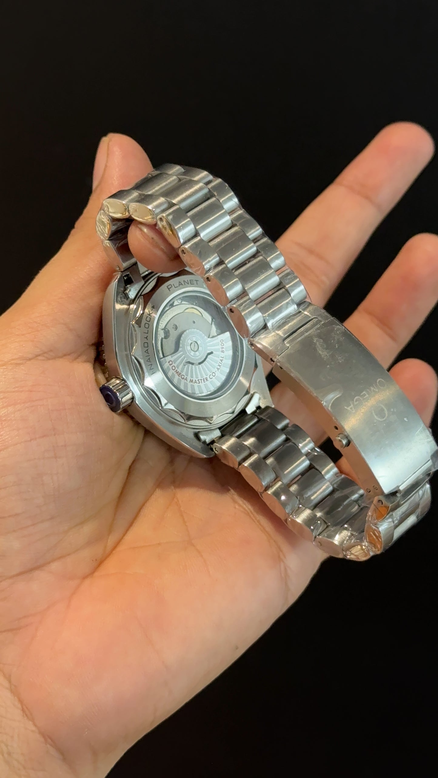 Omega Seamaster | Silver Chain | Black Bezel | Black Dial