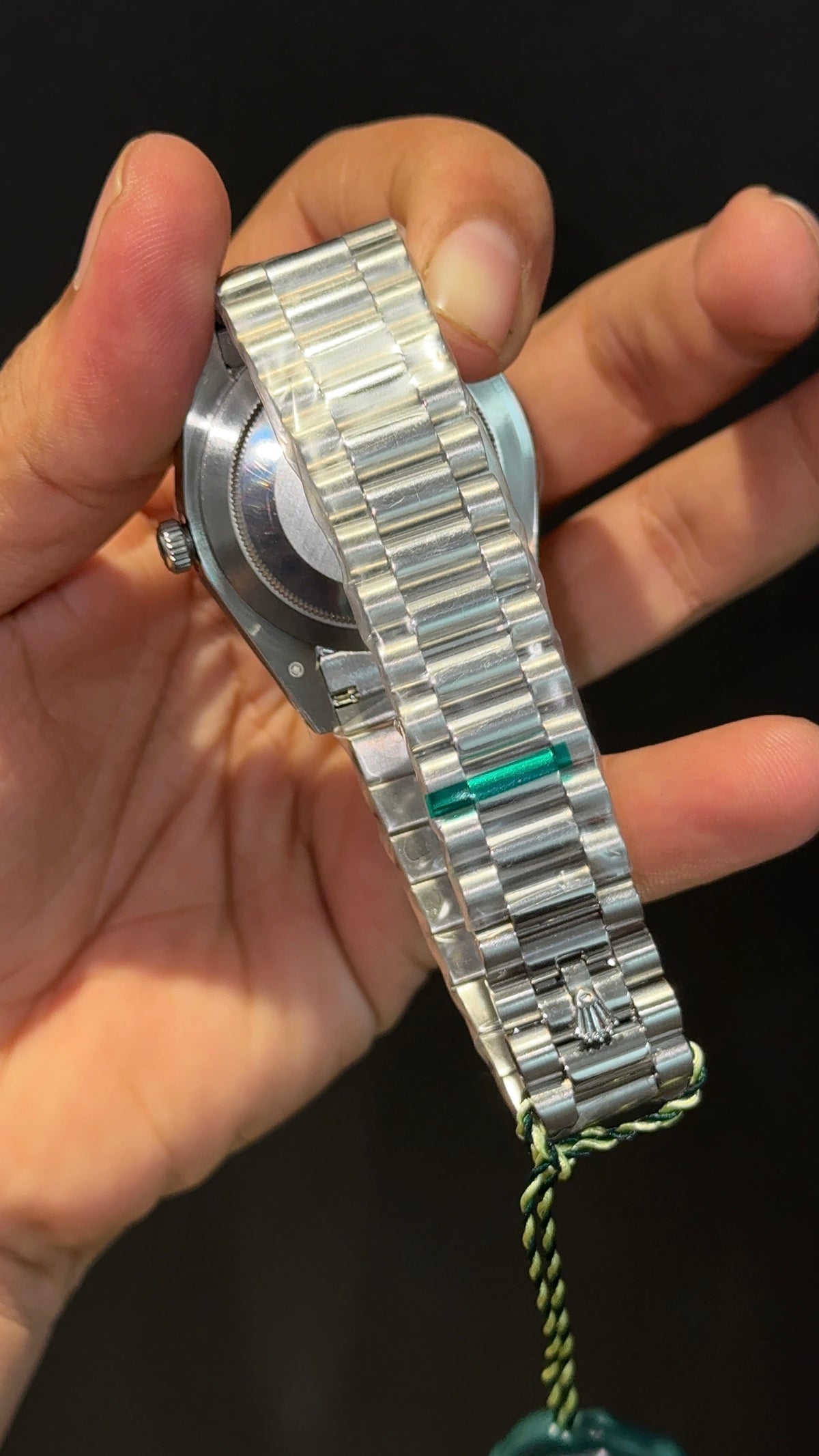 DayDate | Silver Chain | Pearl Digit | Silver Dial