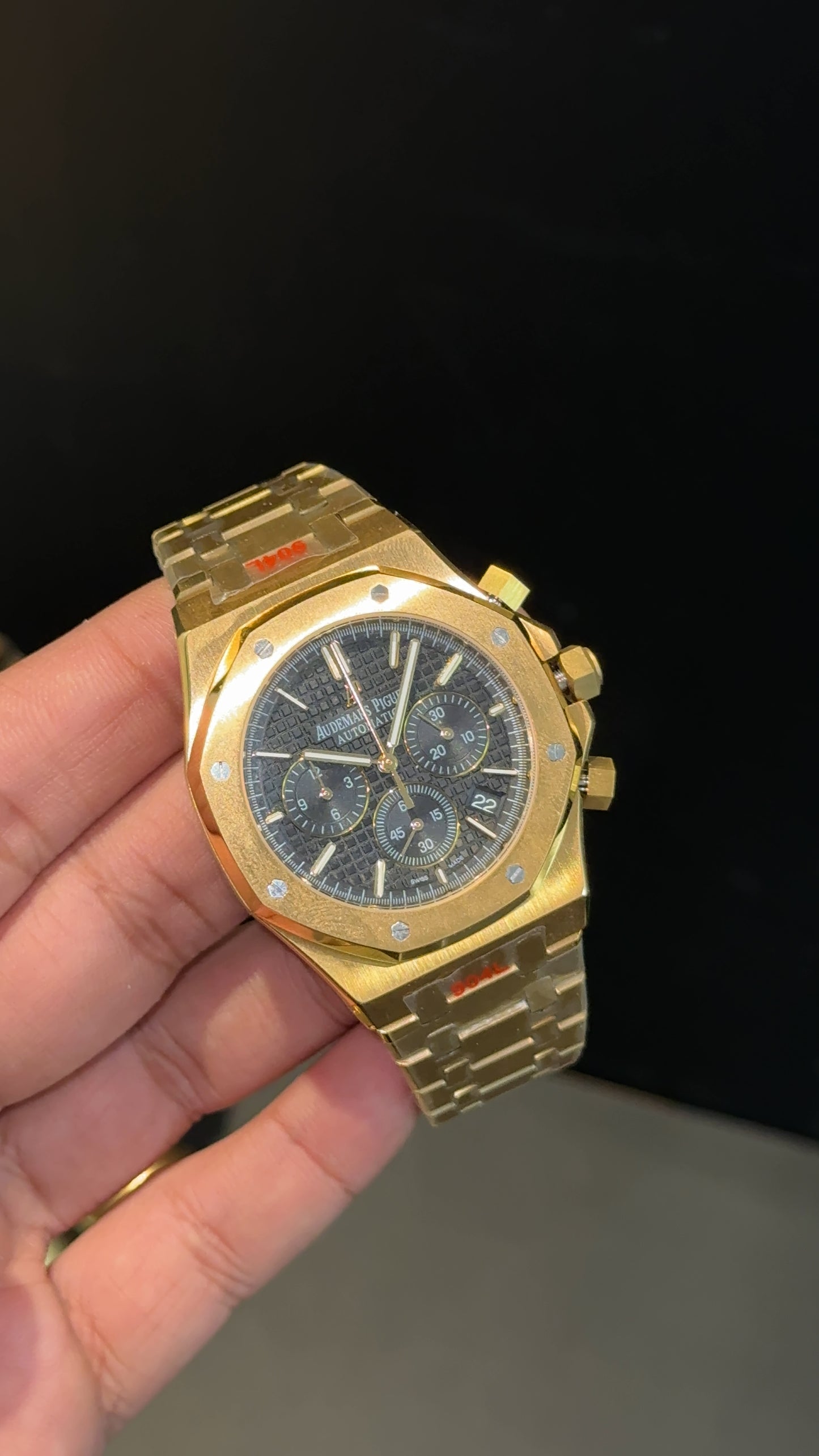 AP | Chrono | Gold Chain | Black Dial