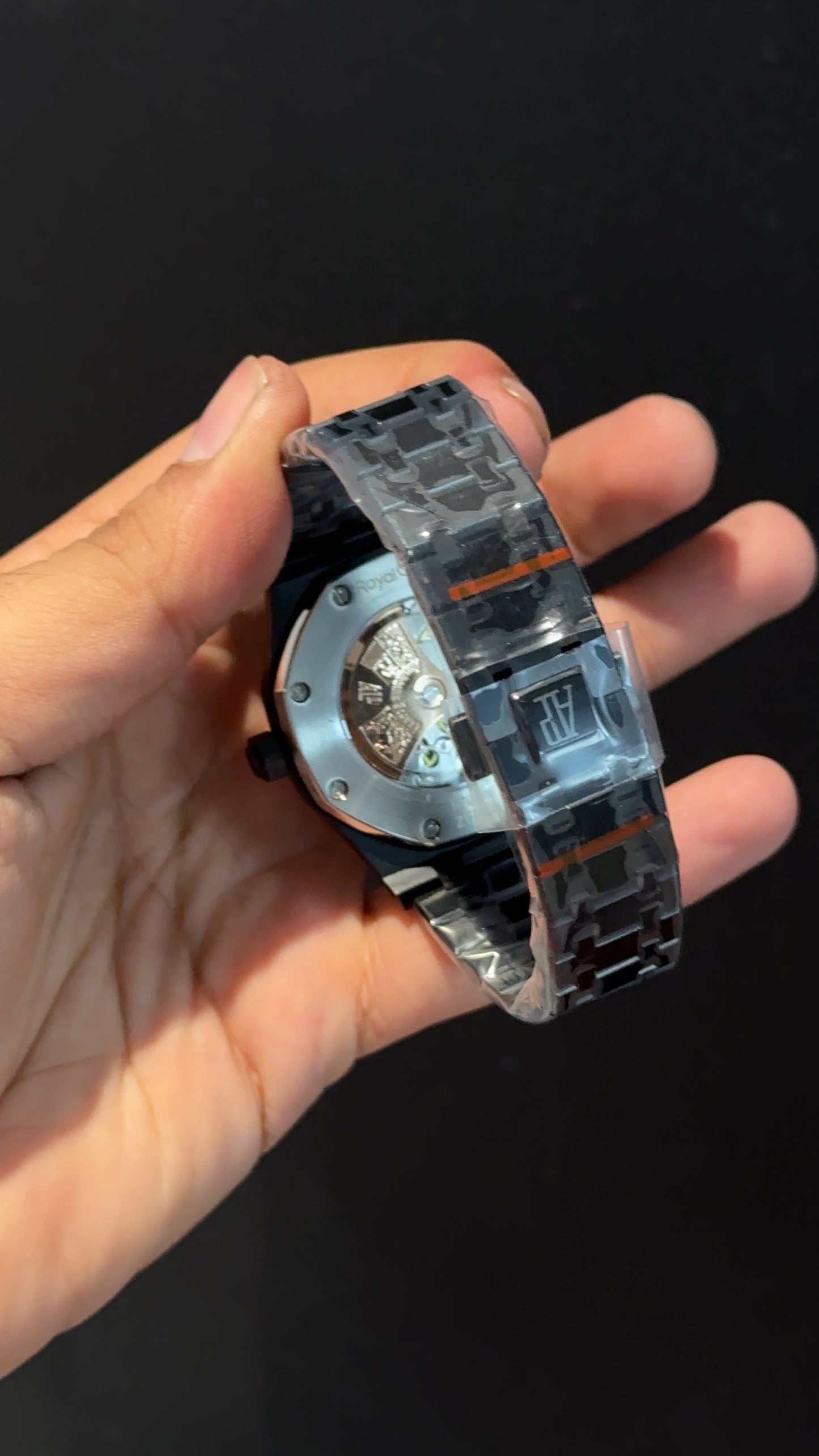 AP Auto | Black Chain | Light Grey Box Dial