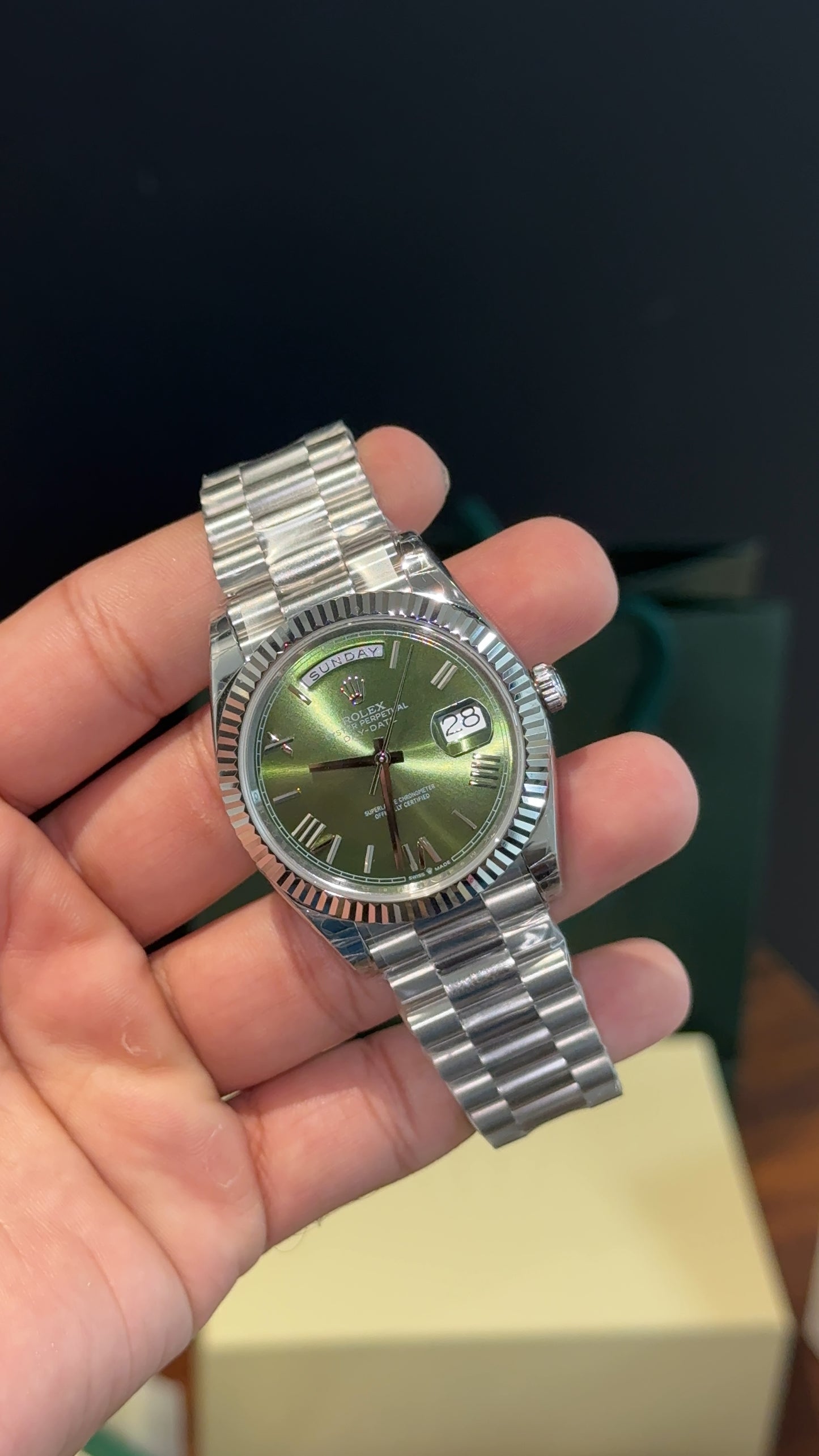 Premium Daydate | Silver Chain | 40mm | Olive Green Dial