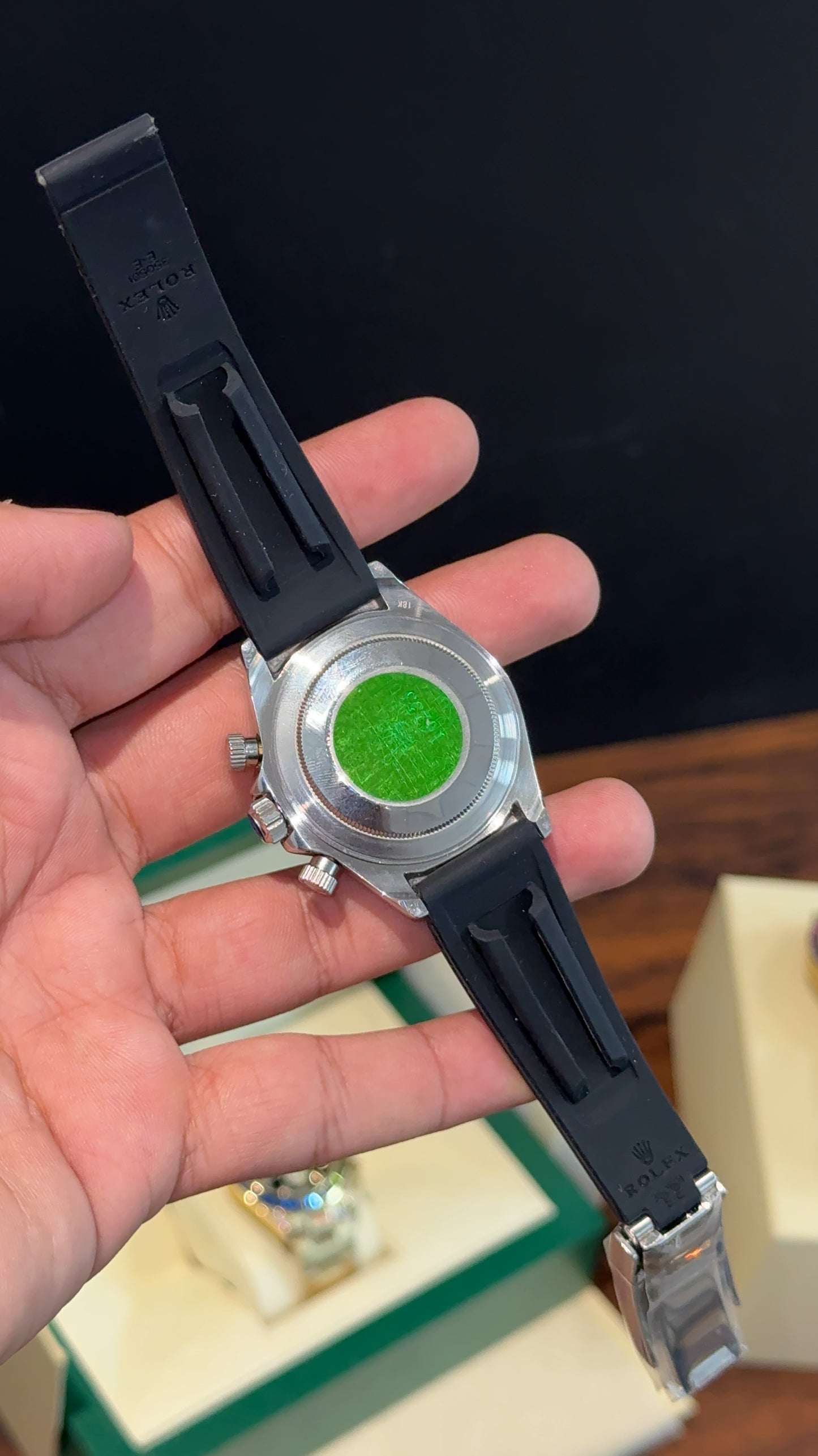 Daytona Silver | Diamond Case | Black Pvc Strap | Diamond Digit | Chrono | Mehroon Dial