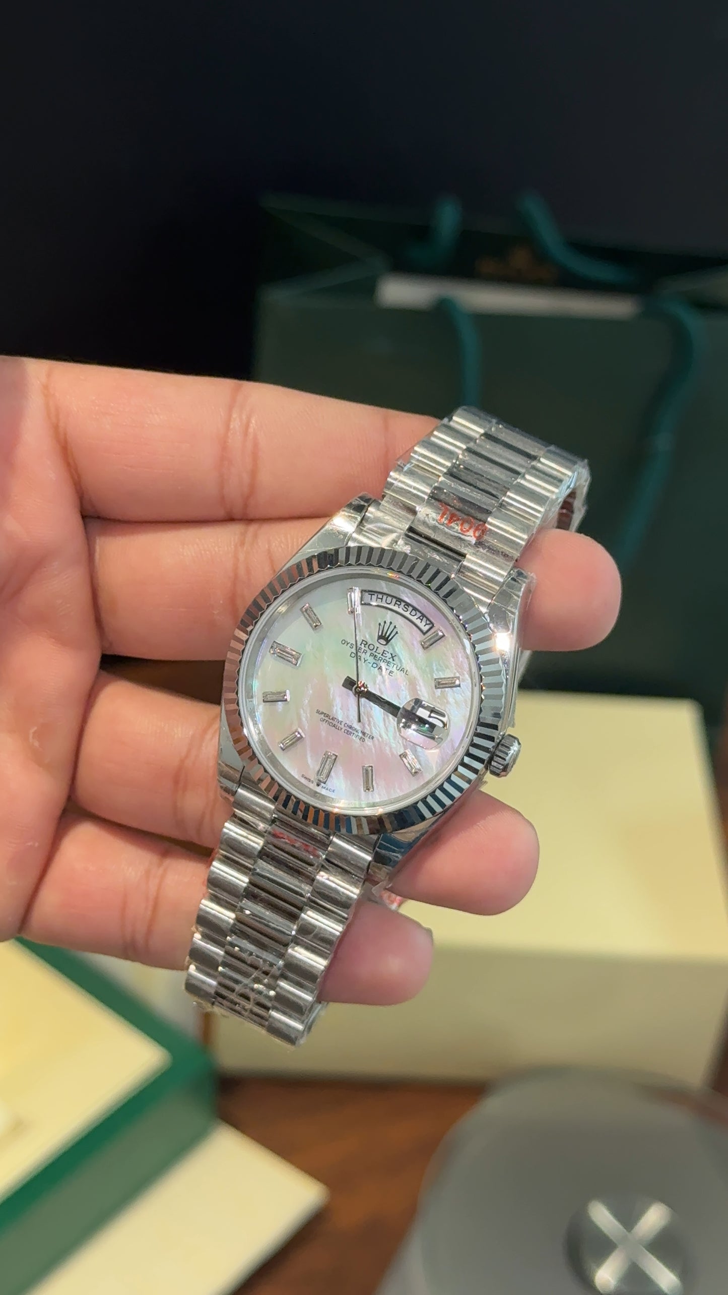 Premium Daydate | 40mm | Silver Chain | Rainbow Shade White Dial
