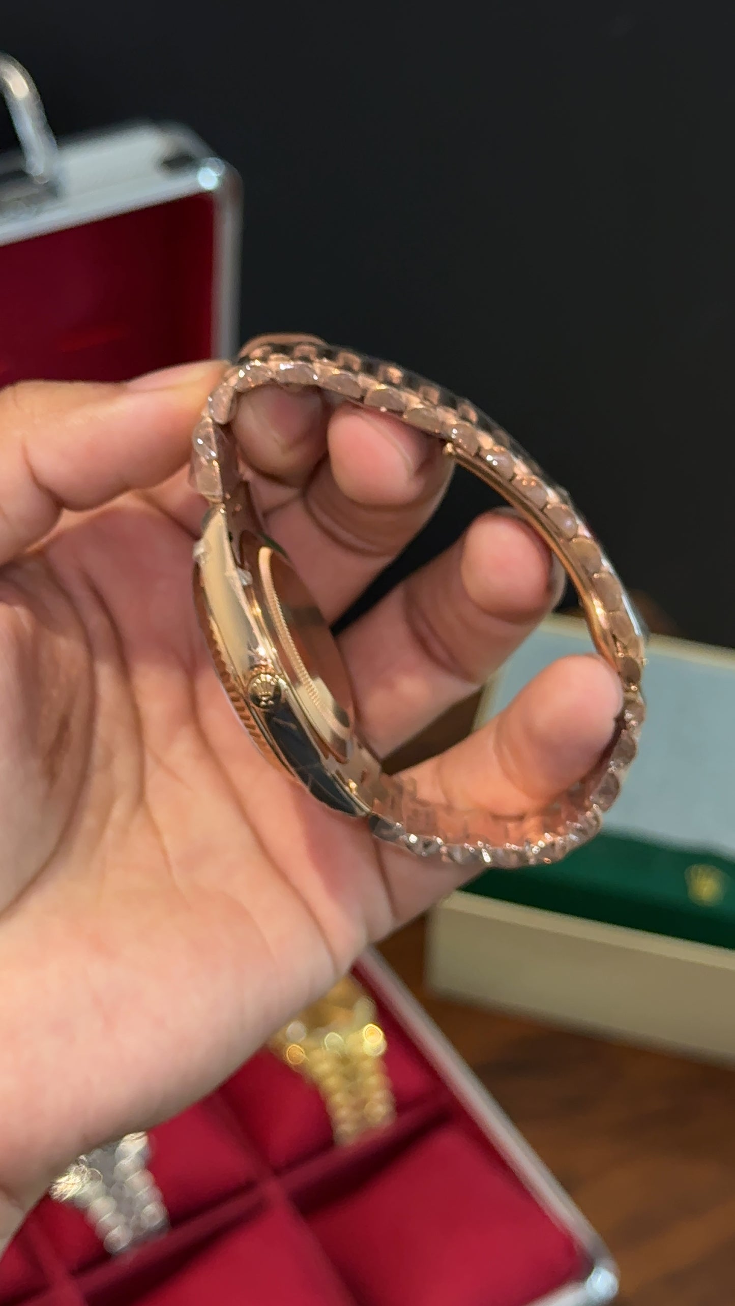 Premium Daydate | 40mm | Rose Chain | Diamond Digits | Choco Dial