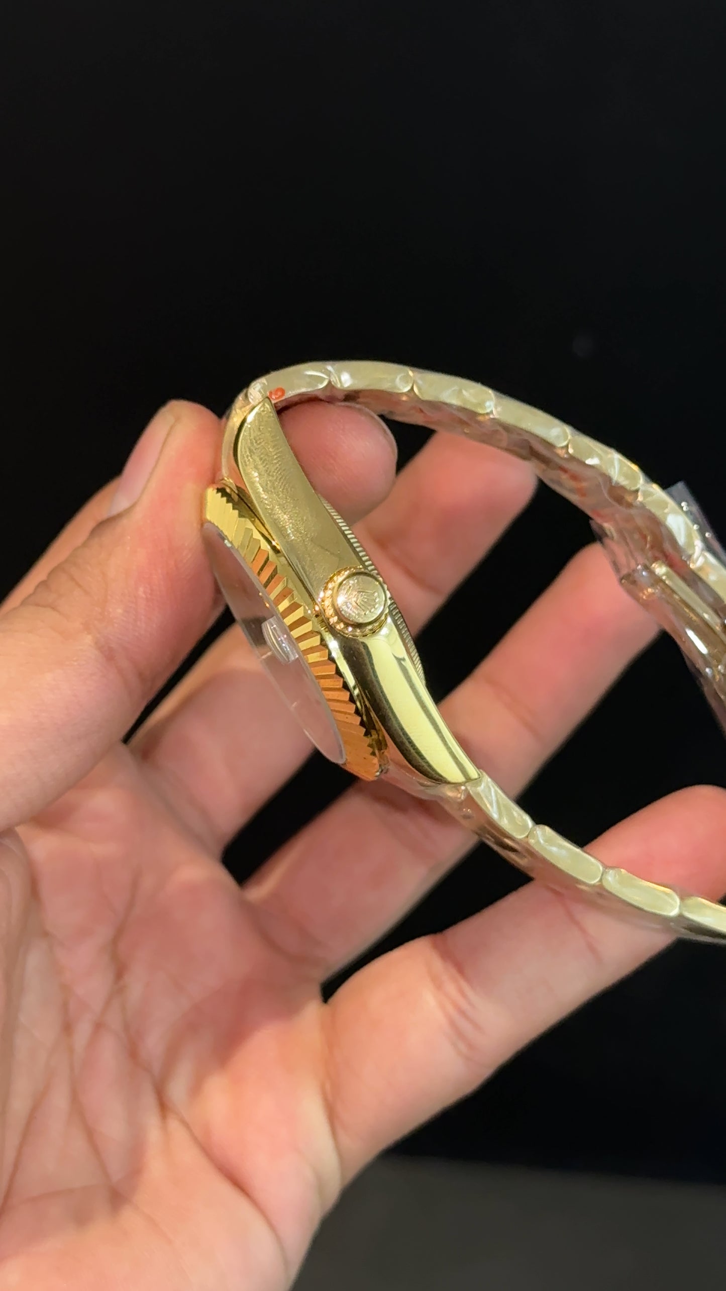 Sky Dweller | Gold Oyester Chain | White Dial