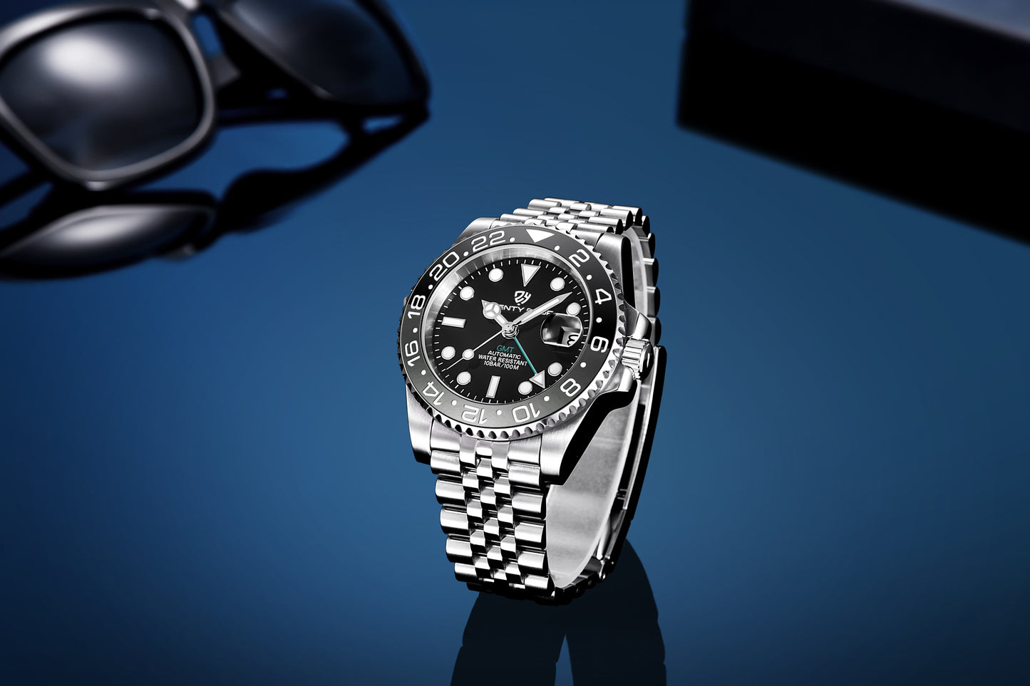 Twenty Four TF-1553 GMT | Bruce Wayne