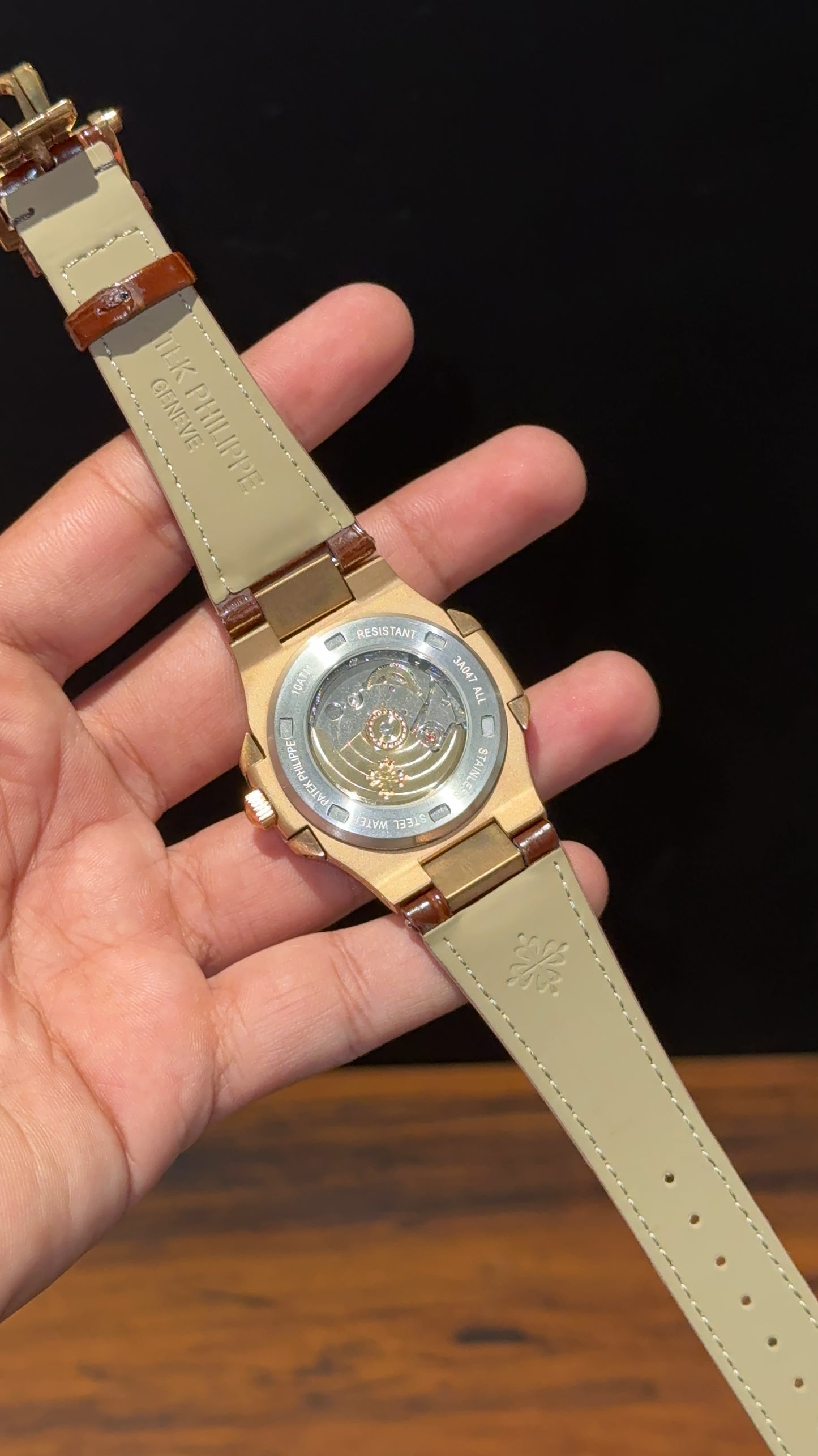 Pp Rose | Auto | Pink Diamond Bezel | Blue Leather Strap | Blue Dial | Pink Digits