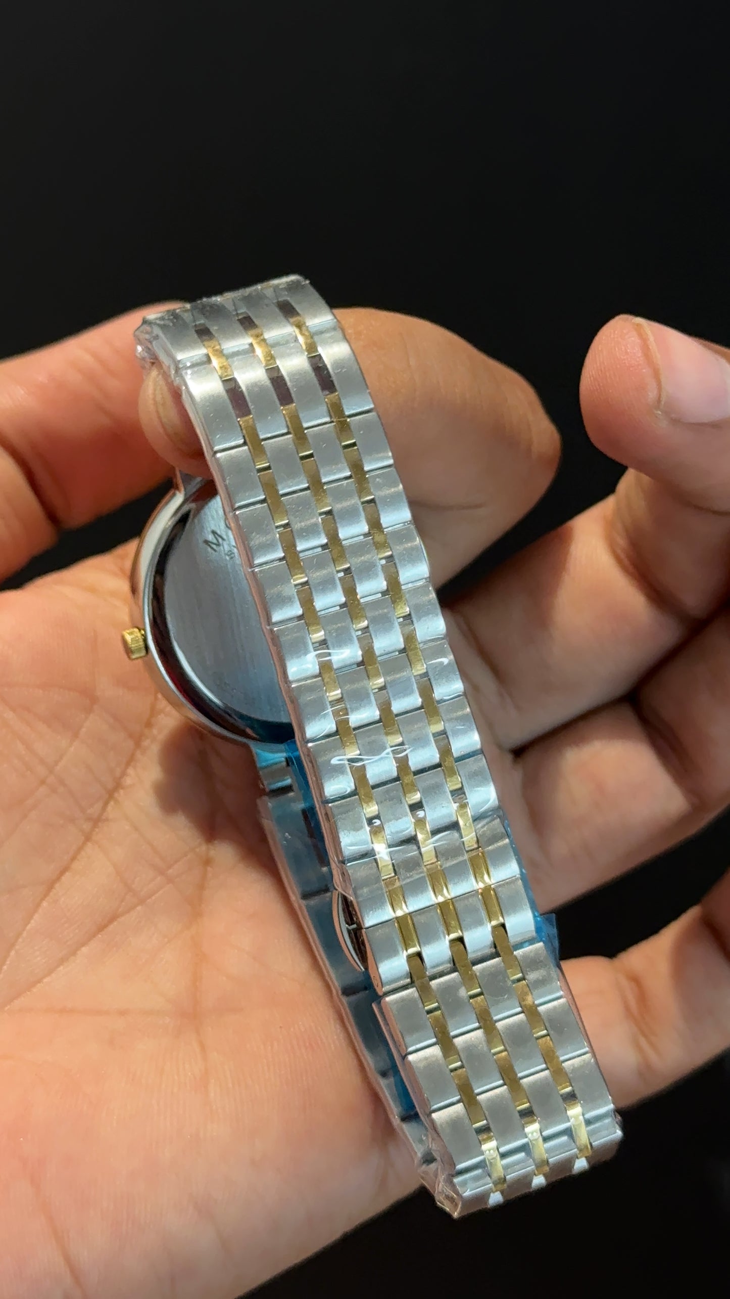 Movado | Woman | Gold Two Tone | Diamond Bezep | Black Dial