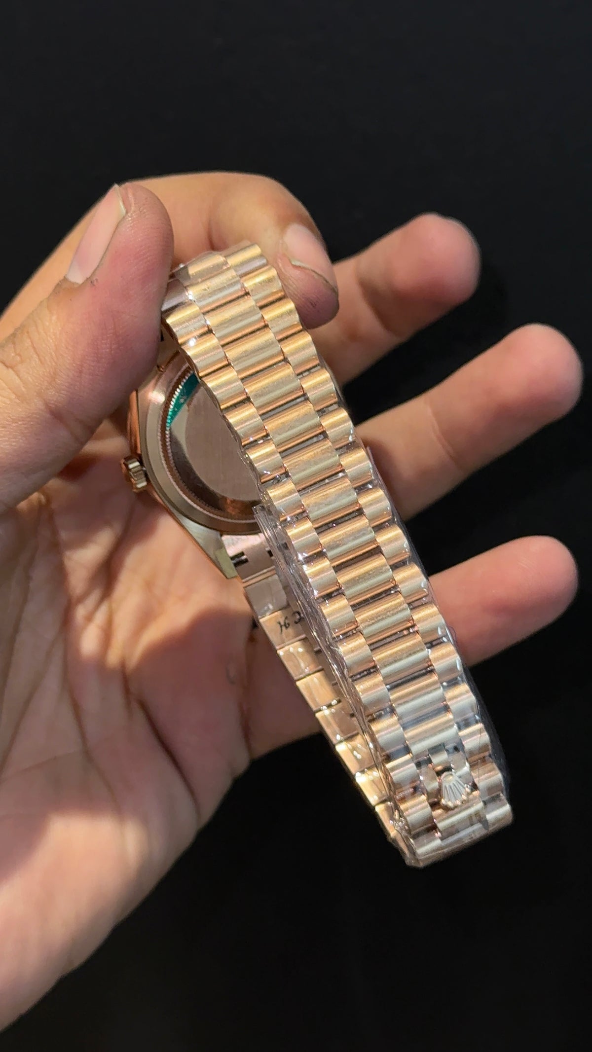 Premium Daydate | Diamond Bezel | 36mm | Rose Chain | Gradient Brownish Dial