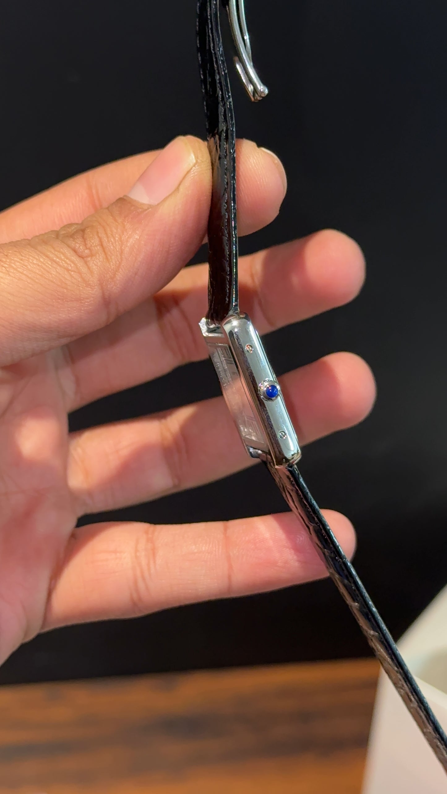 Cartier Tank | Silver | Woman | Black Leather Strap | White Dial