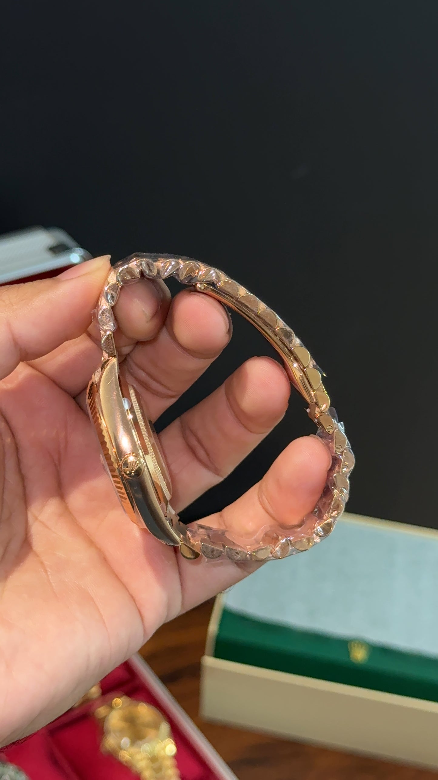 Premium Daydate | 40mm | Rose Chain | Dark Choco Textured  Dial