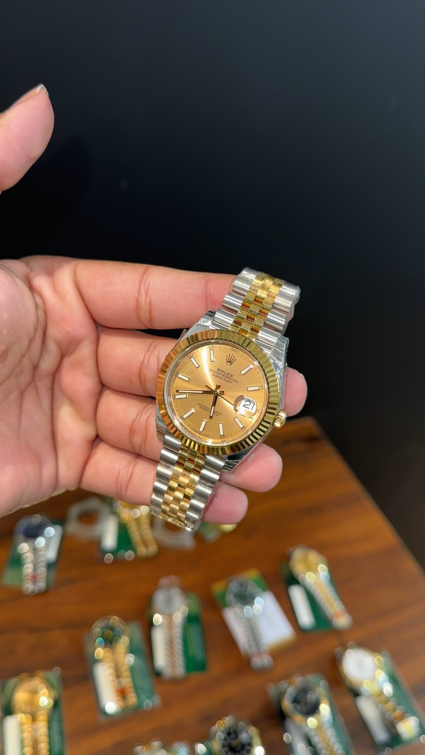 Premium Datejust | 40mm | Gold Two Tone Chain | Gold Dial