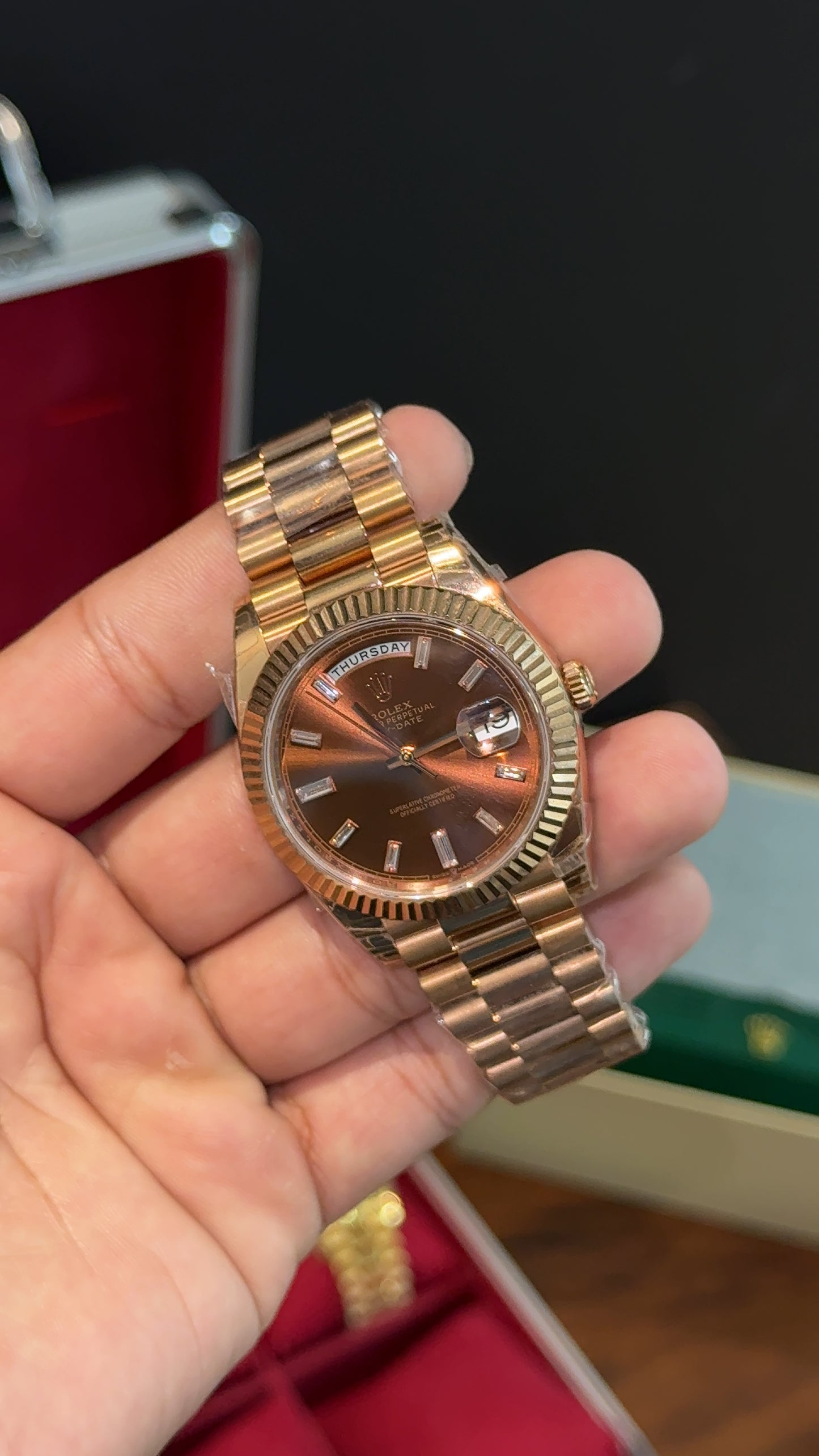 Premium Daydate | 40mm | Rose Chain | Diamond Digits | Choco Dial