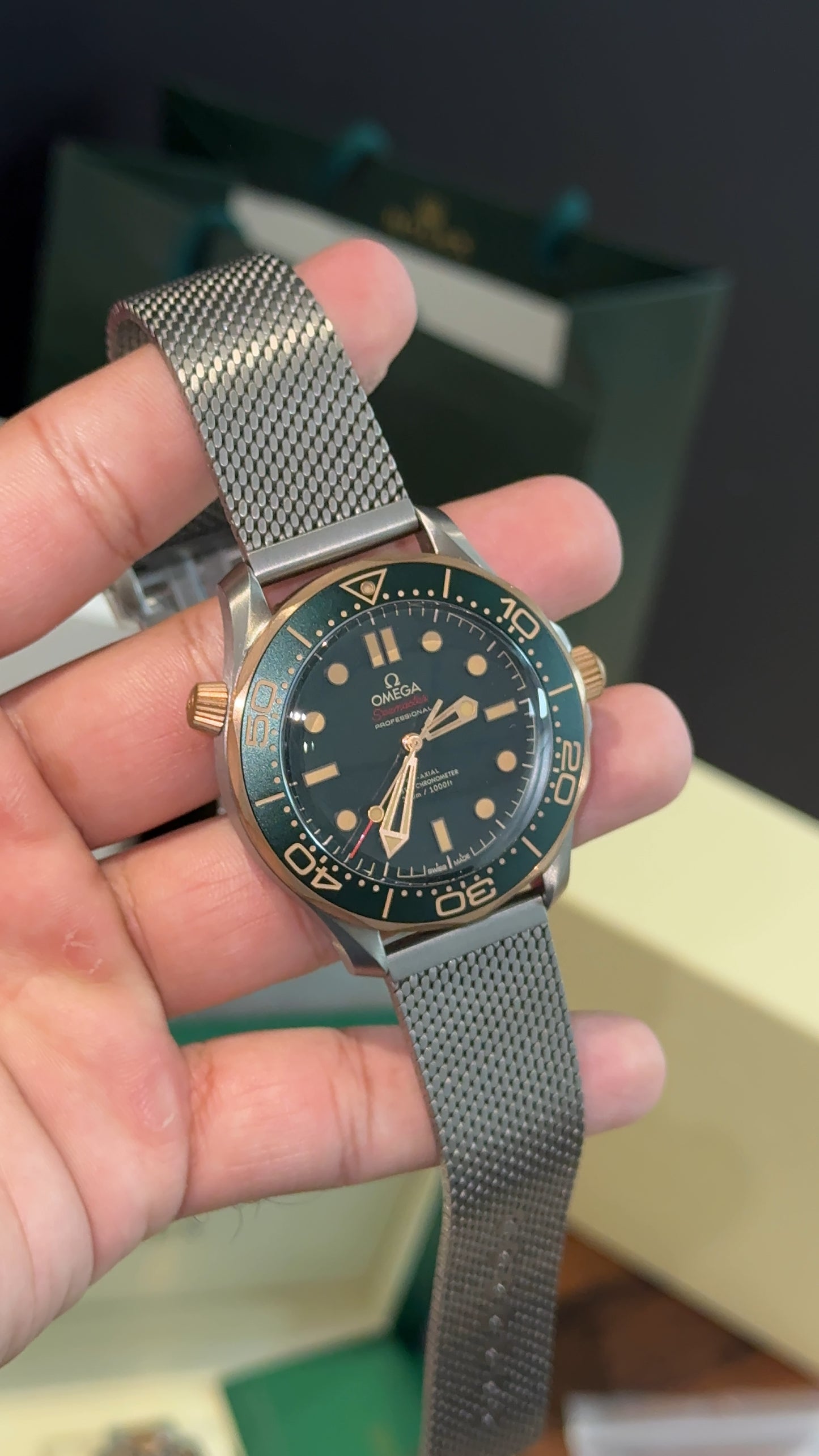 Premium Omega | James Bond | Silver Chain | Green Dial