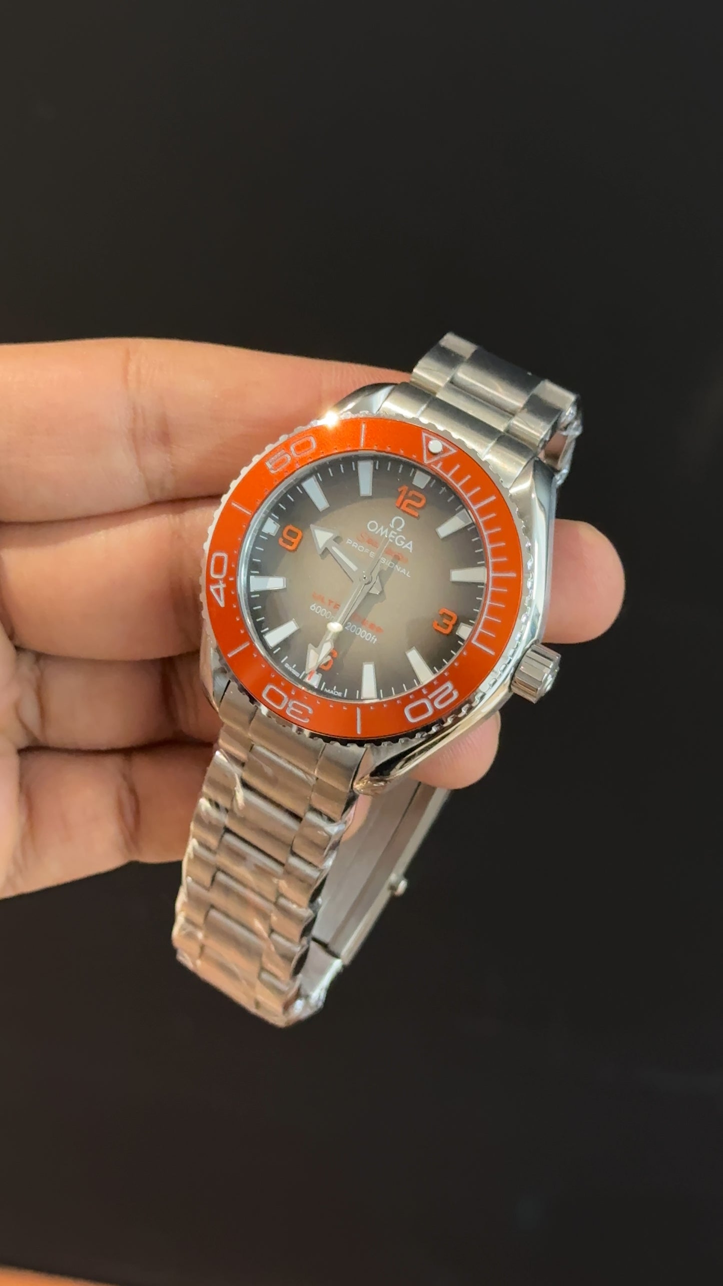 Omega Seamaster | Silver Chain | Orange Bezel | Gradient Grey Dial