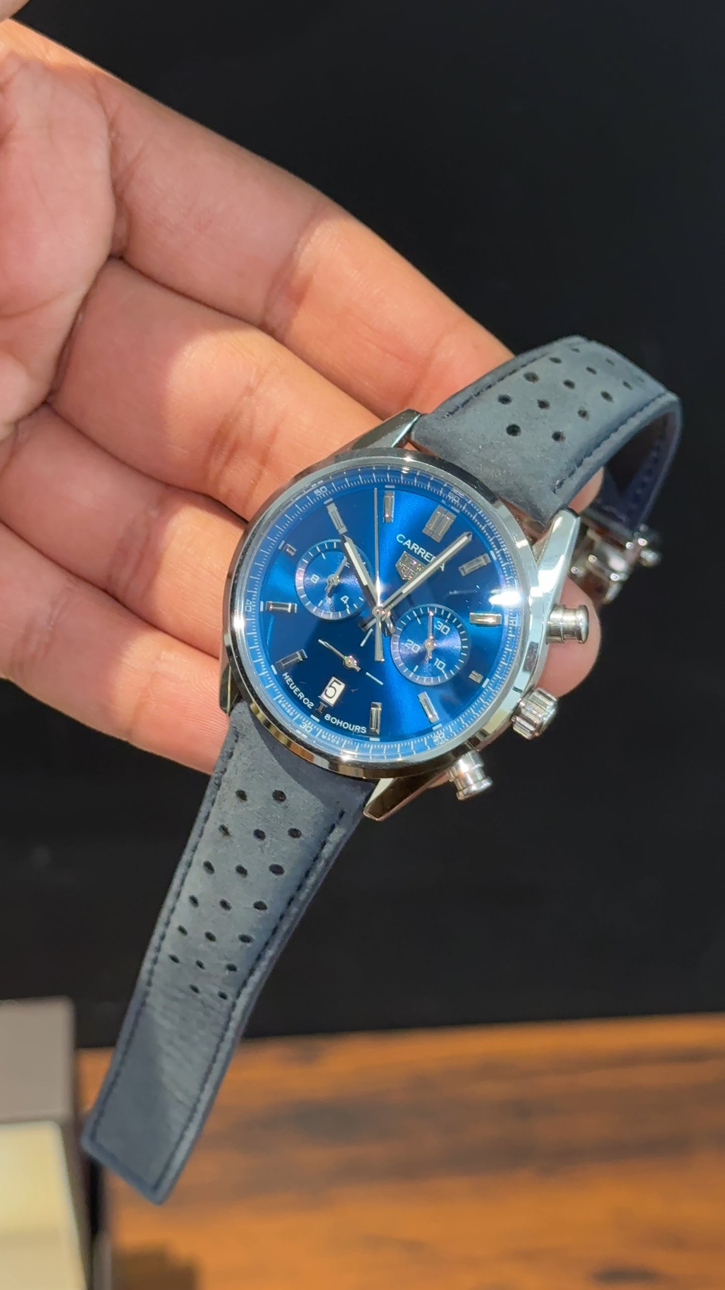 Tag Carrera | Navy Blue Strap | Blueish Chrono | Blueish Dial