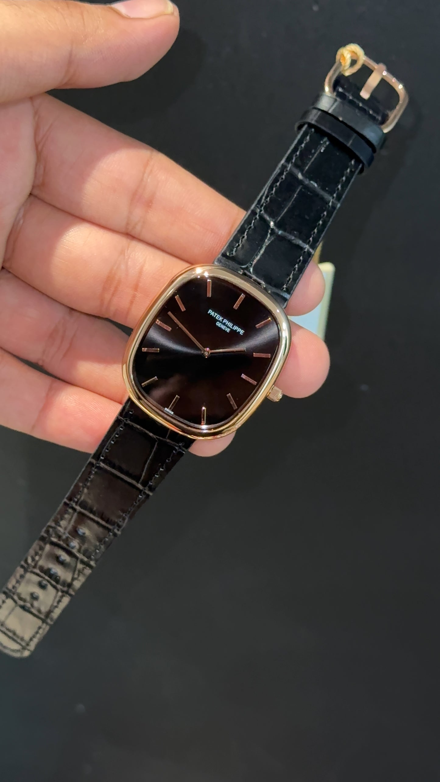 Pp Ellipse | Rose Case | Black Leather Strap | Black Ebony Dial