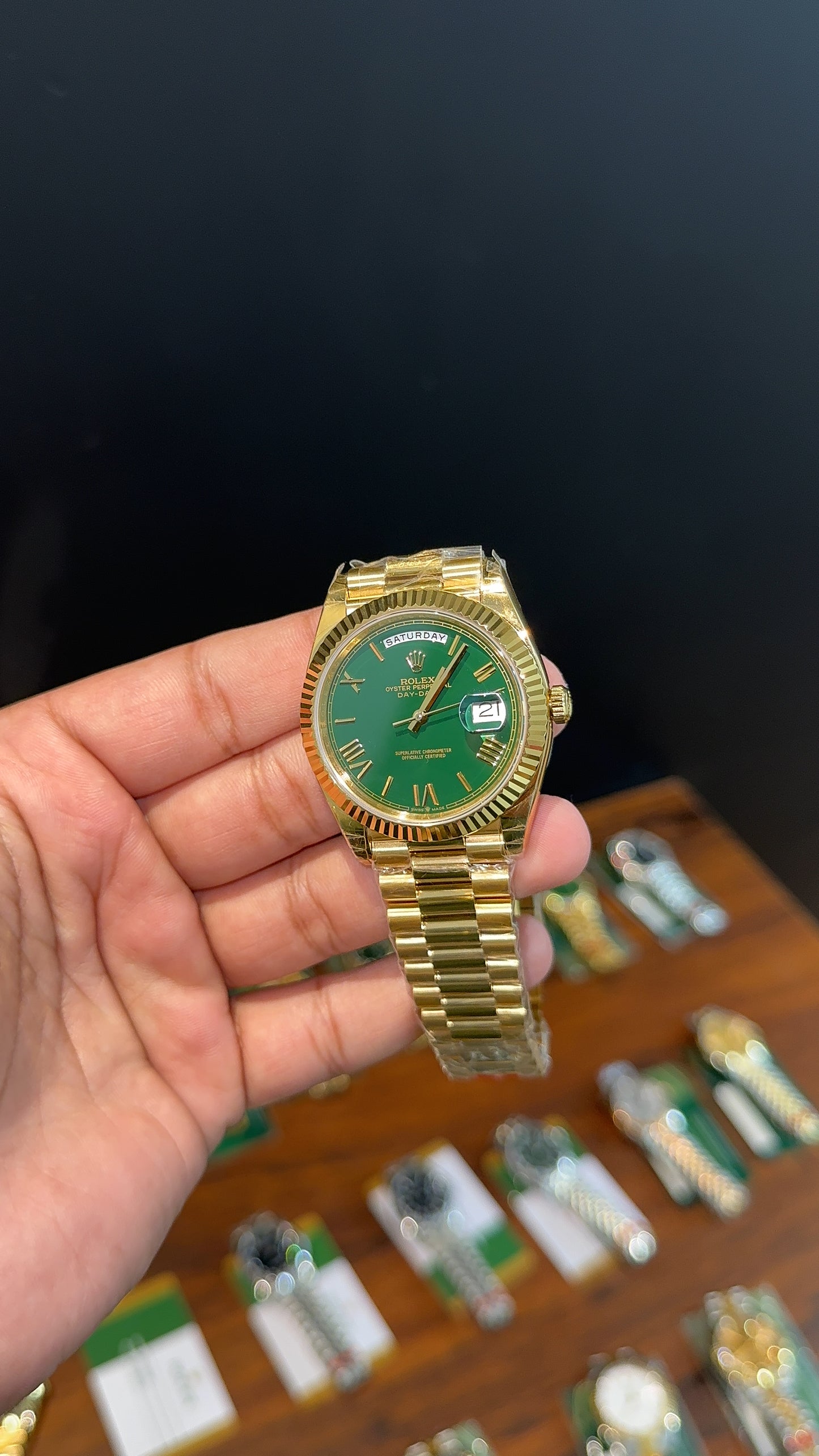 Premium Daydate | 40mm | Gold Chain | Green Roman Dial