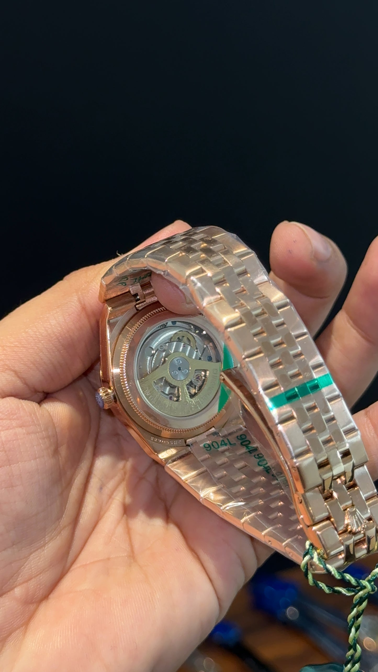 Land Dweller | Rose Chain | White Textured Dial