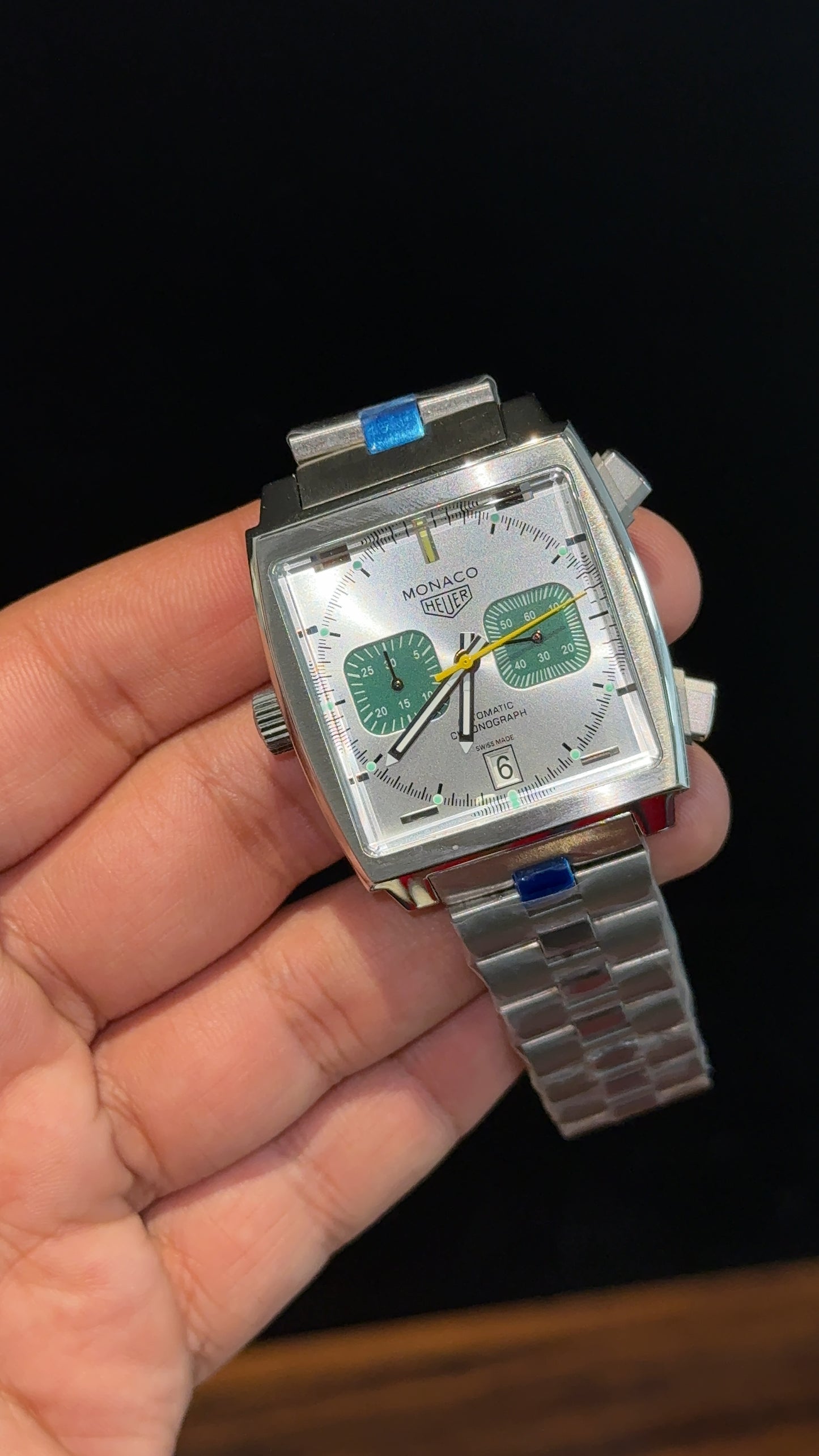 Tag Monaco | Silver Chain | Green Chrono | Silver Dial