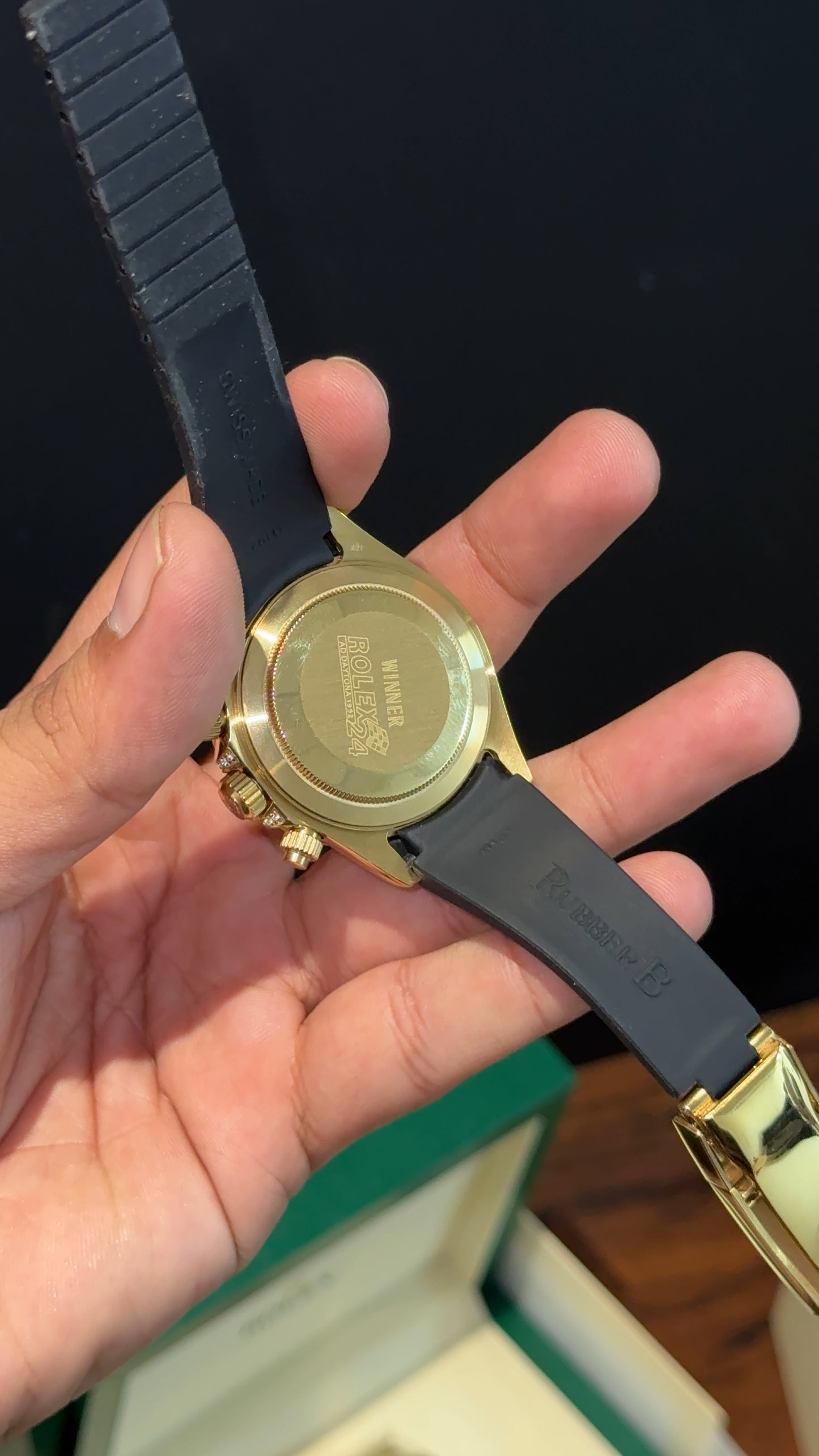 Daytona Gold | Rainbow Diamond Case | Black Pvc Strap | Rainbow Digit | Chrono | Gold Pearl Dial