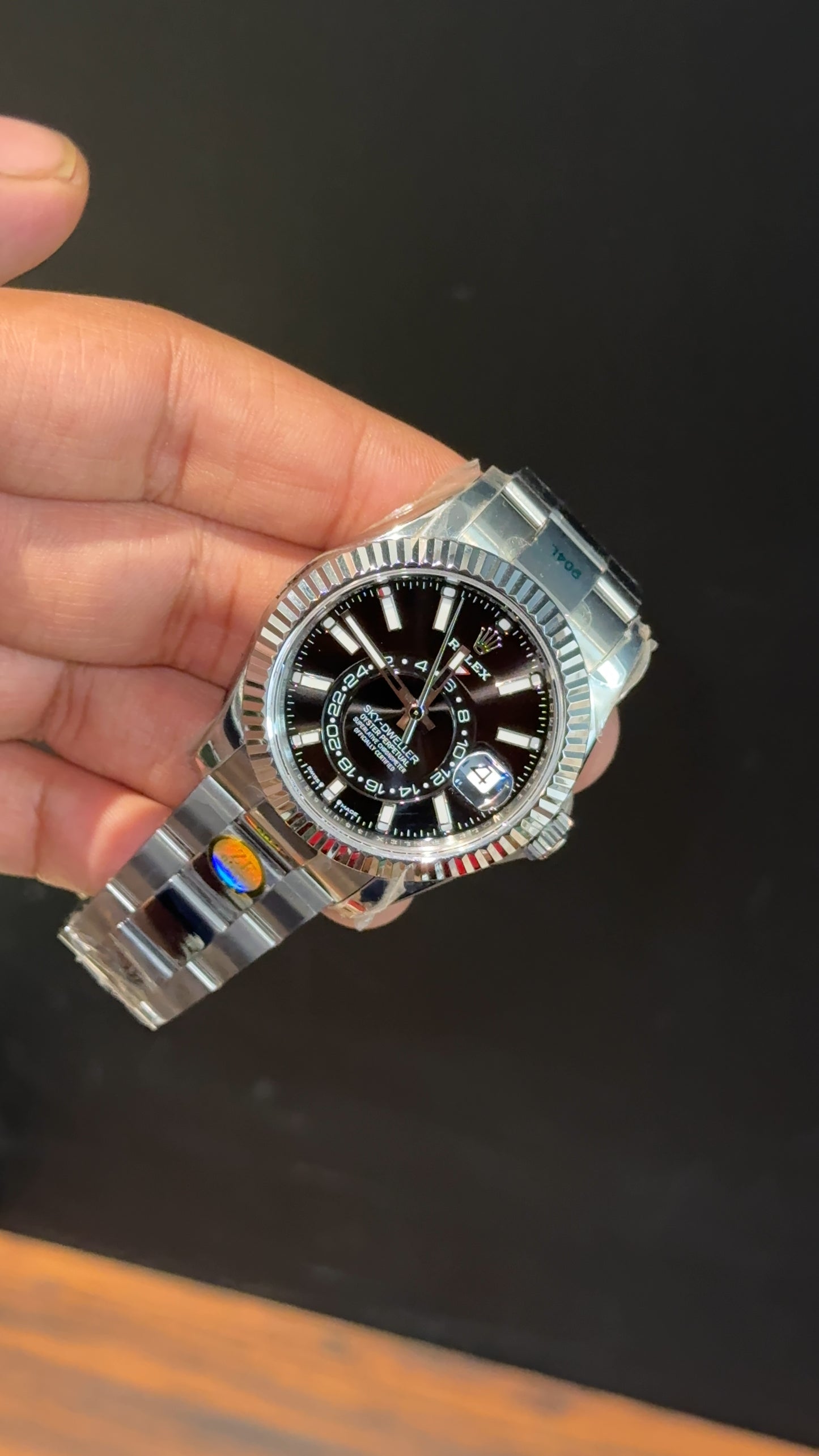 Executive SkyDweller | Silver Oyester Chain | Black Dial