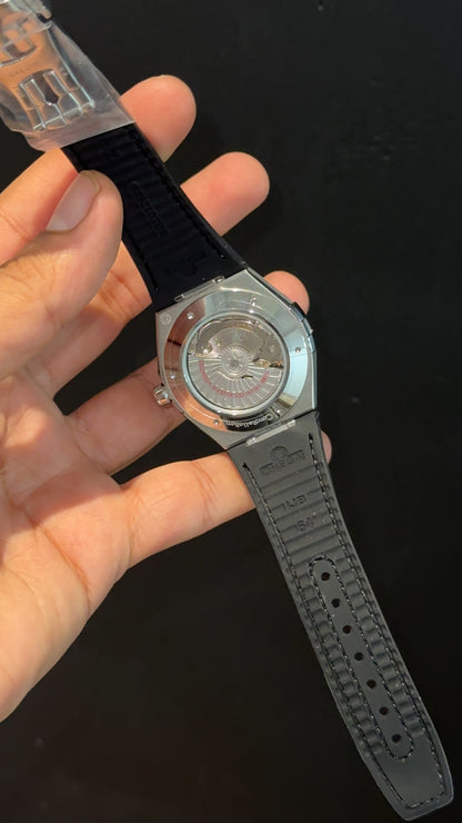 Omega Constellation | Silver Case | Black Strap | White Textured Dial - twentyfour