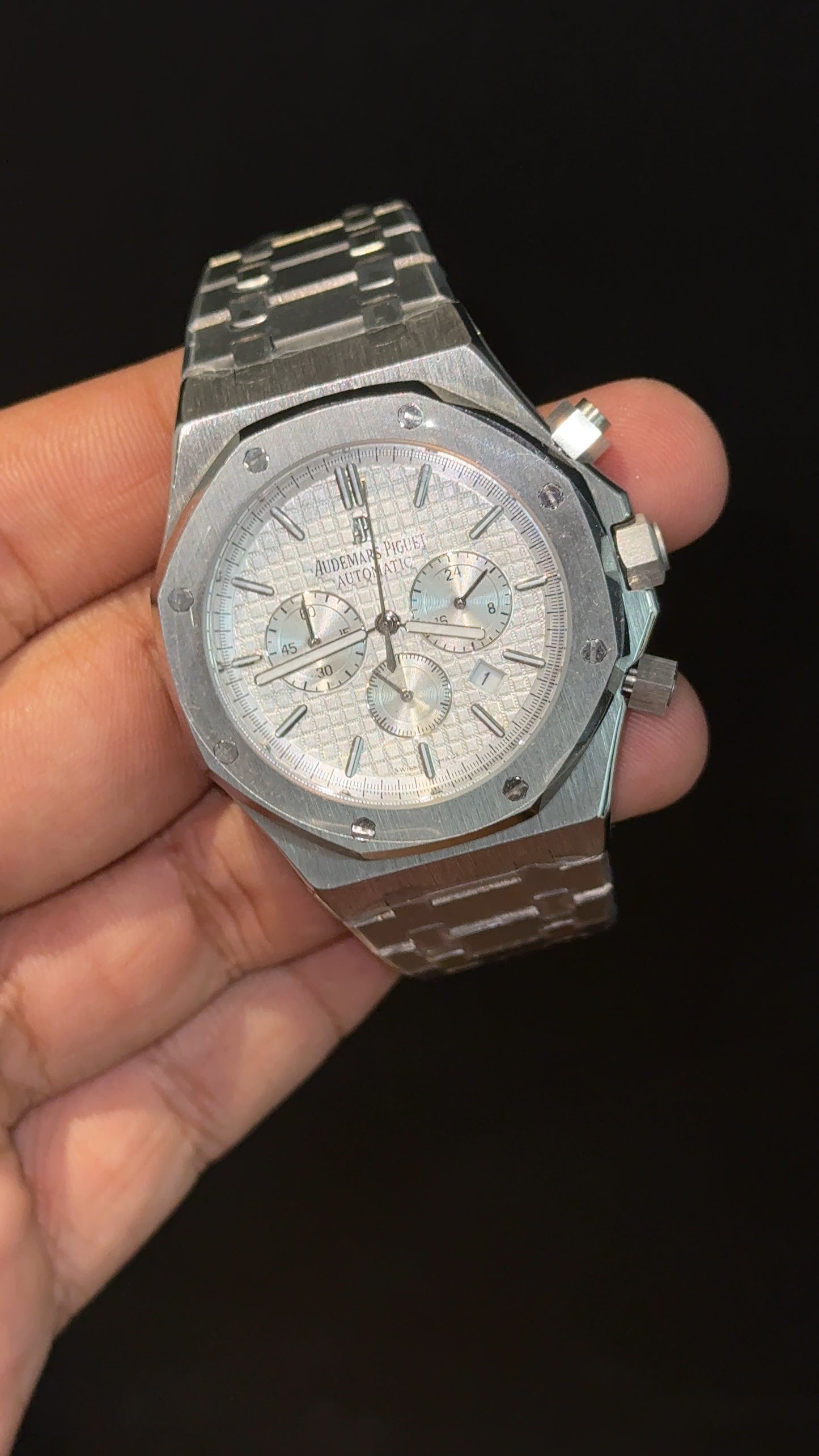 AP | Silver Chain | Light Silver Chrono Dial