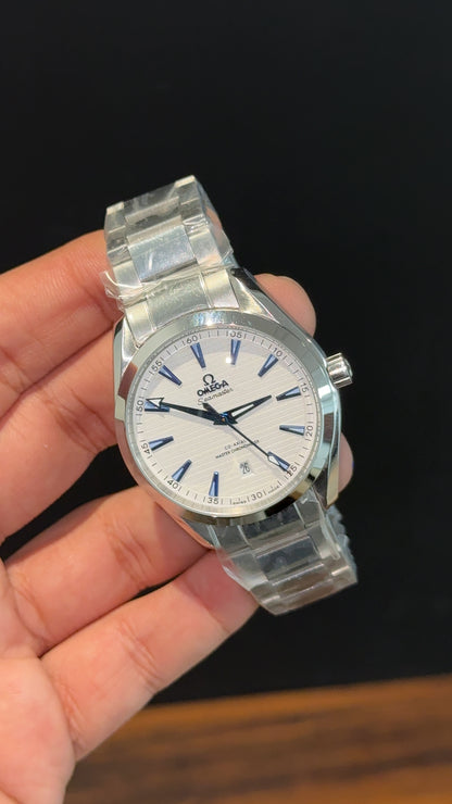 Omega Seamaster | Silver Chain | Blue Digits | White Lines Dial