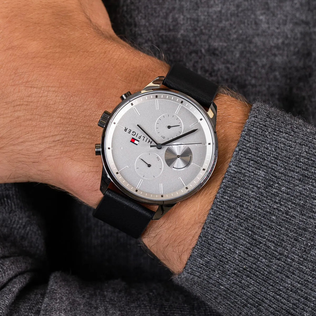 Tommy Hilfiger Men’s Quartz Leather Strap Silver Dial 44mm Watch 1791489 - twentyfour