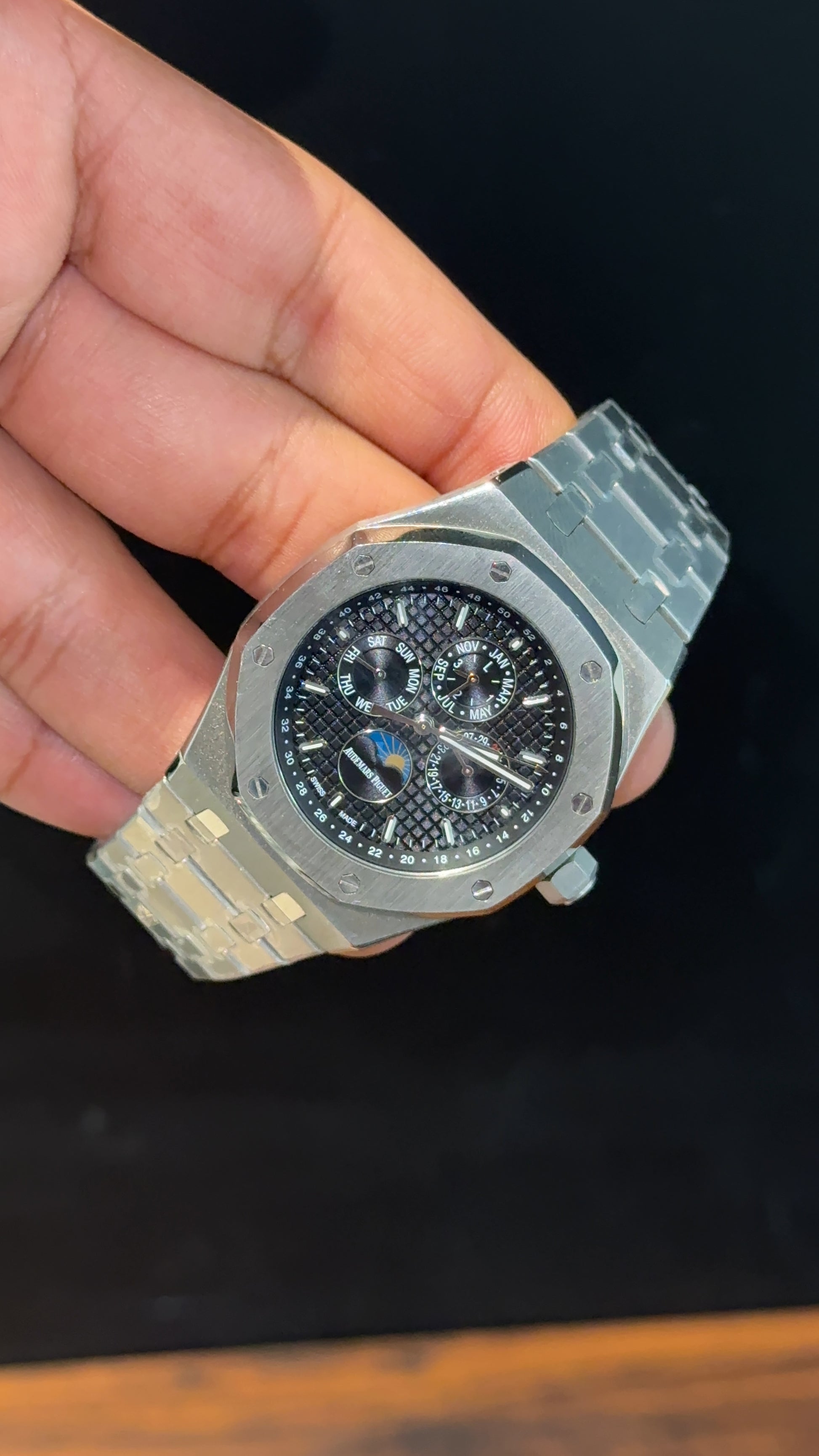 AP Auto | Silver Chain | Chrono | Calendar Edition | Black Box Dial - twentyfour