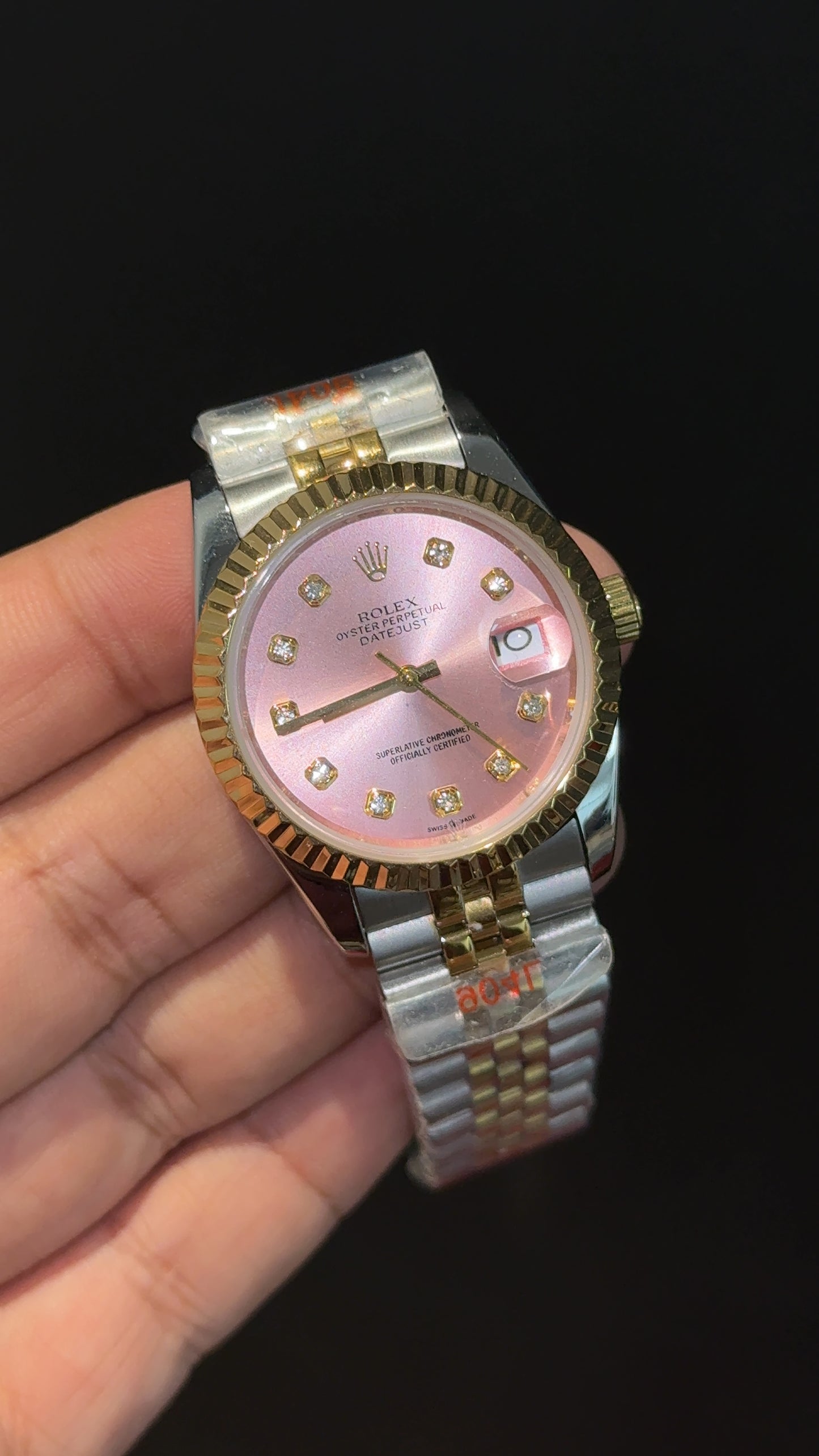 Datejusy | 36mm | Gold Two Tone  | Pinkish Diamond Dial