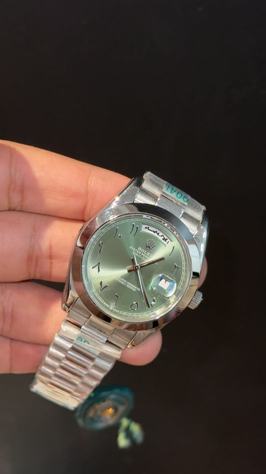DayDate | Silver Chain | Plain Bezel | Arabic Digit | Olive Green Dial