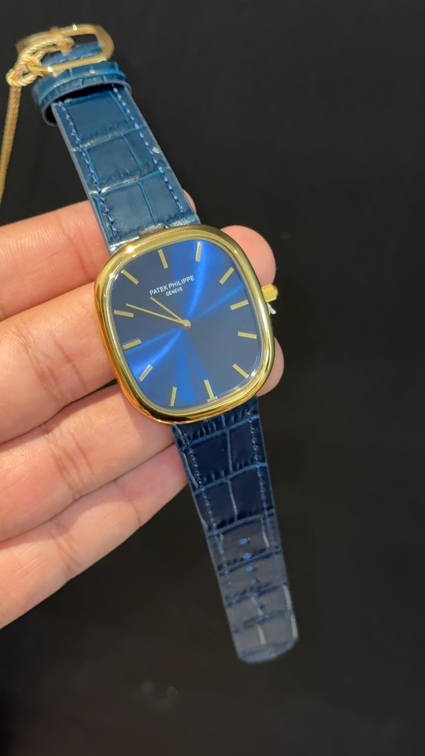 Pp Ellipse | Gold Case | Blue Leather Strap | Blue Ebony Dial